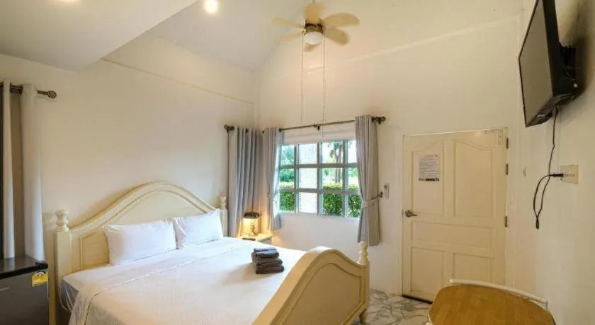 Bed in Saitong Resort