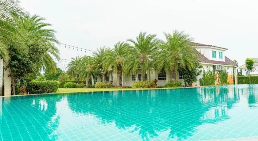 Saitong Resort