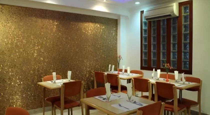 Hotel Grand President