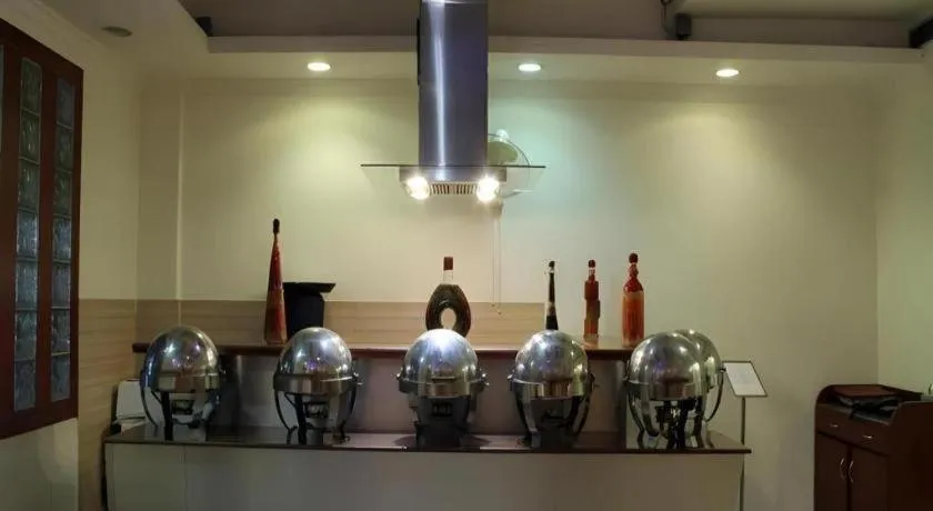 Hotel Grand President