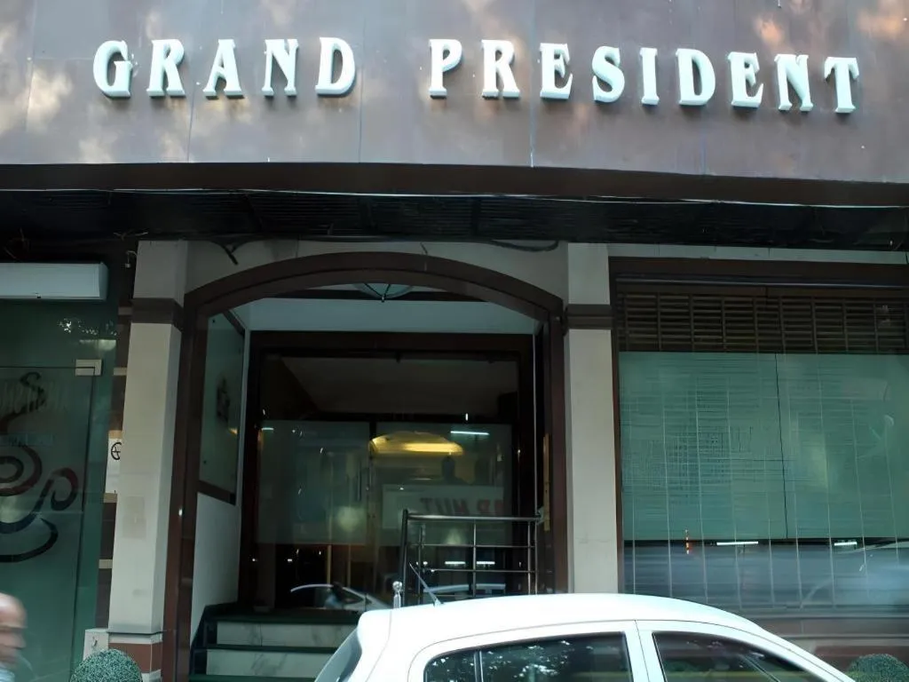 Hotel Grand President
