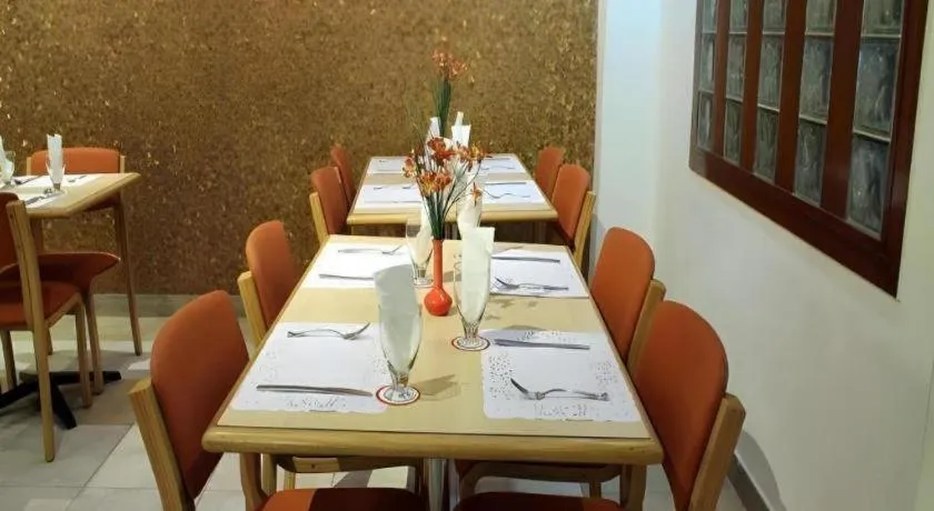 Hotel Grand President