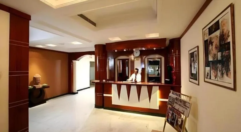 Hotel Grand President