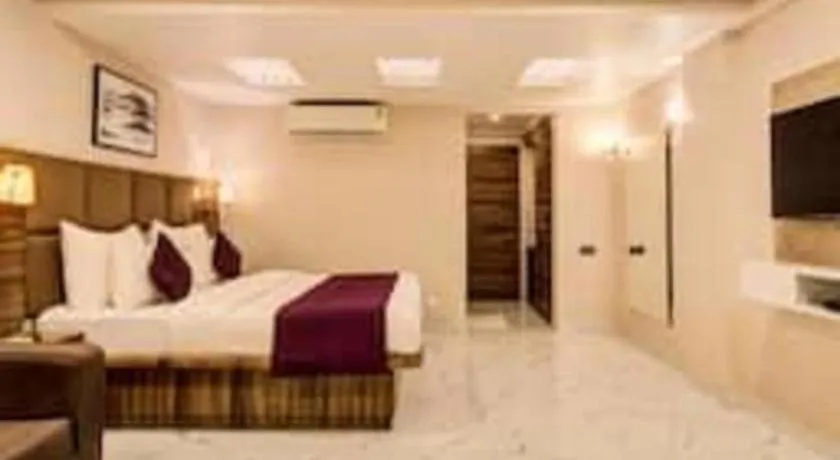 Bed in Nivanta Hotel Panchgani