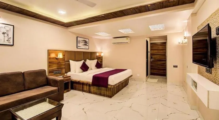 Bed in Nivanta Hotel Panchgani