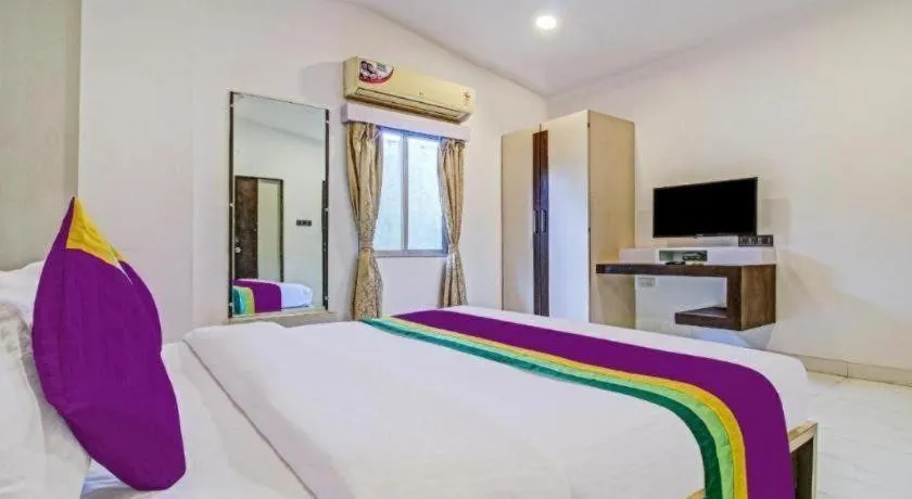 Bed in Nivanta Hotel Panchgani