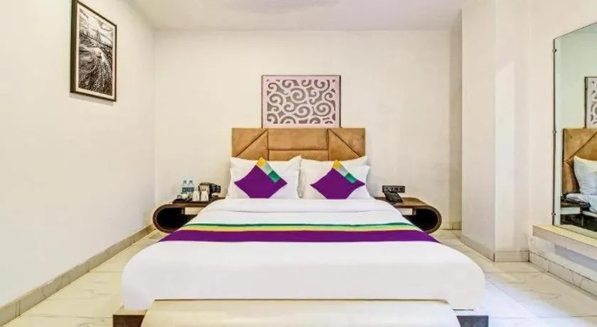 Bed in Nivanta Hotel Panchgani