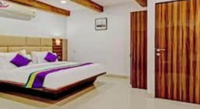 Bed in Nivanta Hotel Panchgani