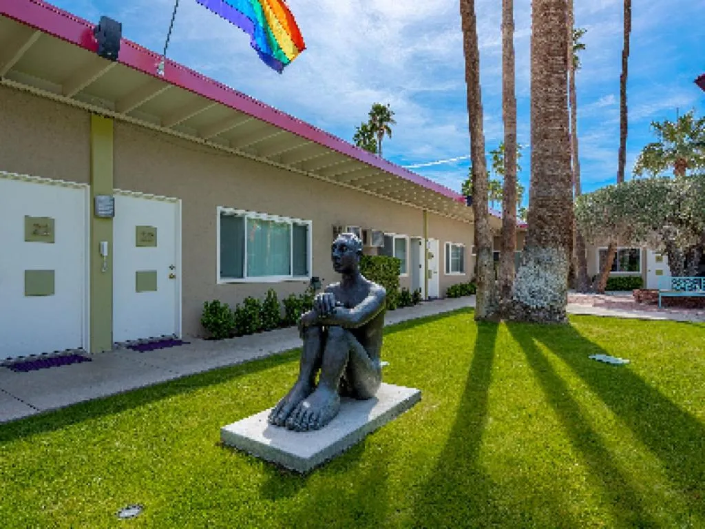 INNdulge Iconic Gay Men's Resort