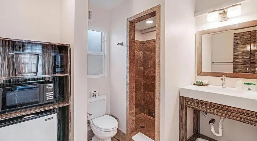 INNdulge Iconic Gay Men's Resort