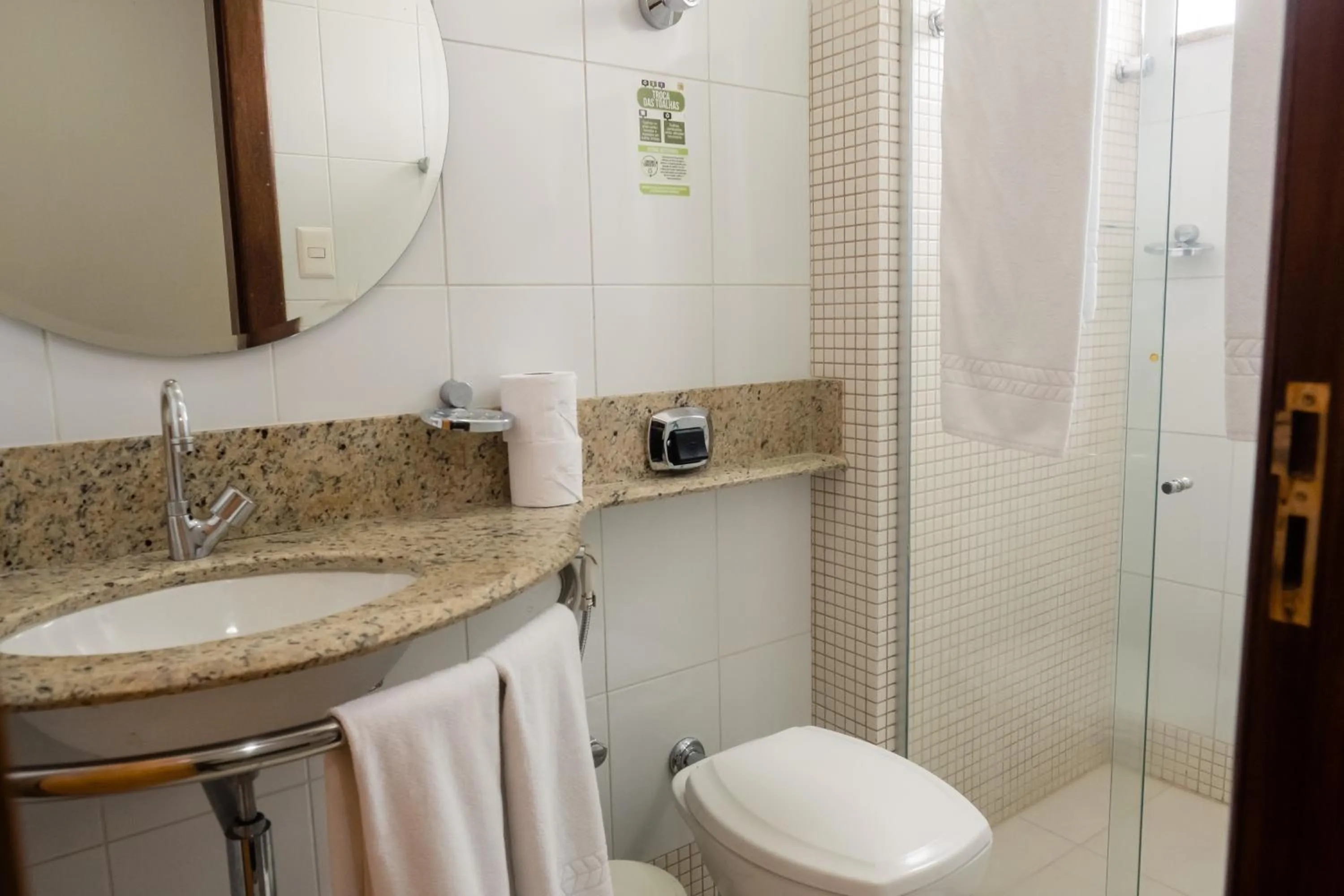 Bathroom in Ibituruna Center Hotel