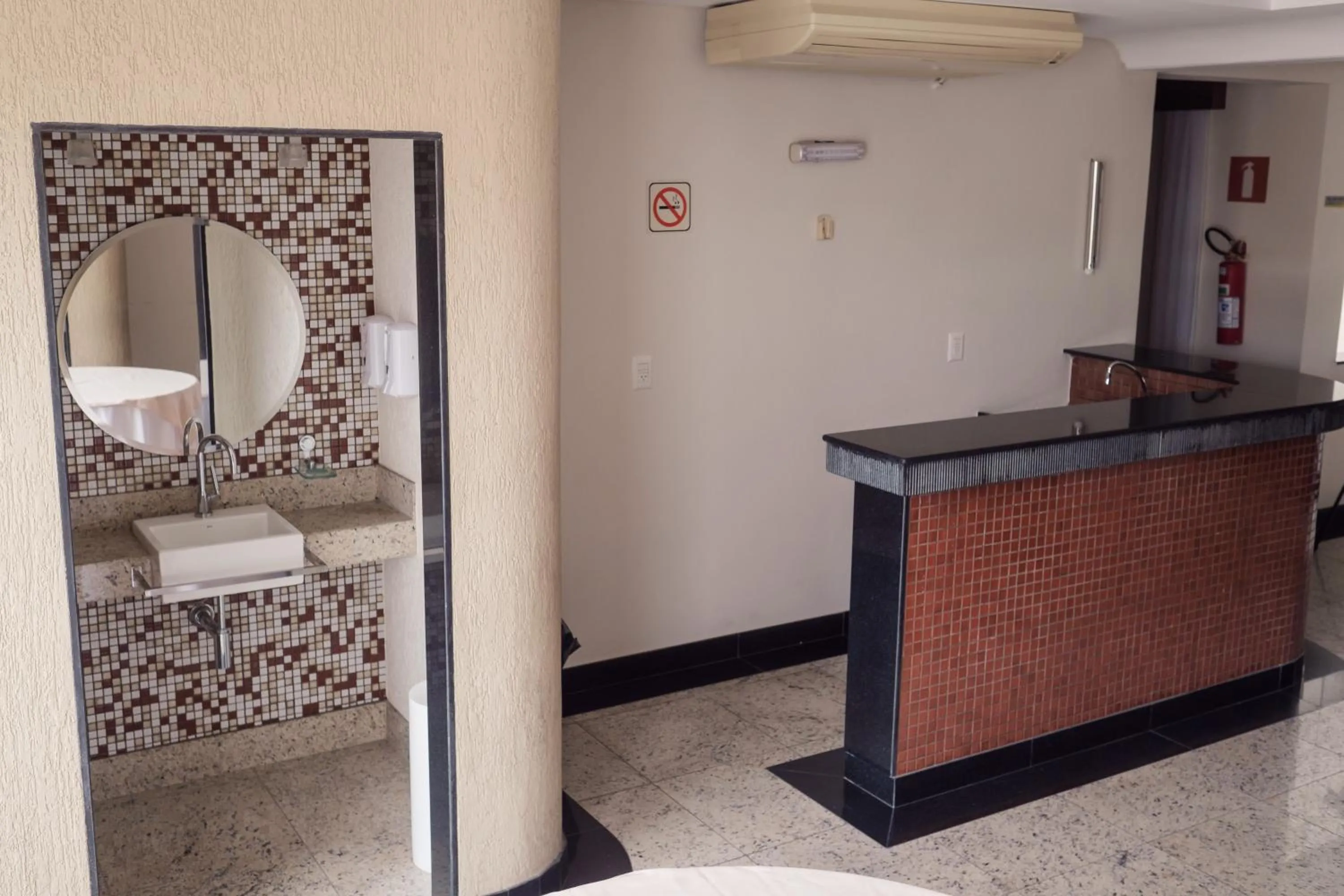 Bathroom in Ibituruna Center Hotel