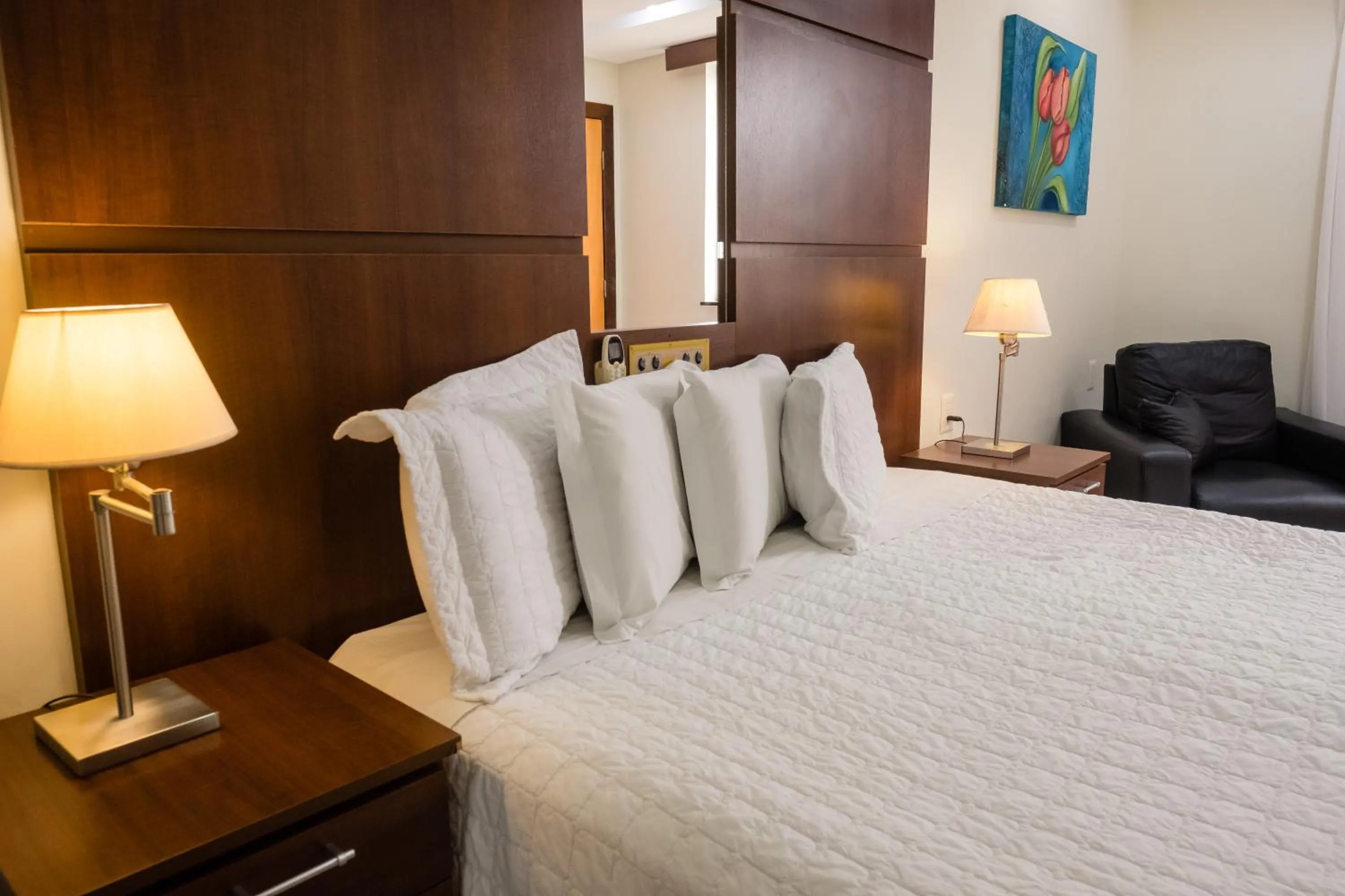 Bed in Ibituruna Center Hotel