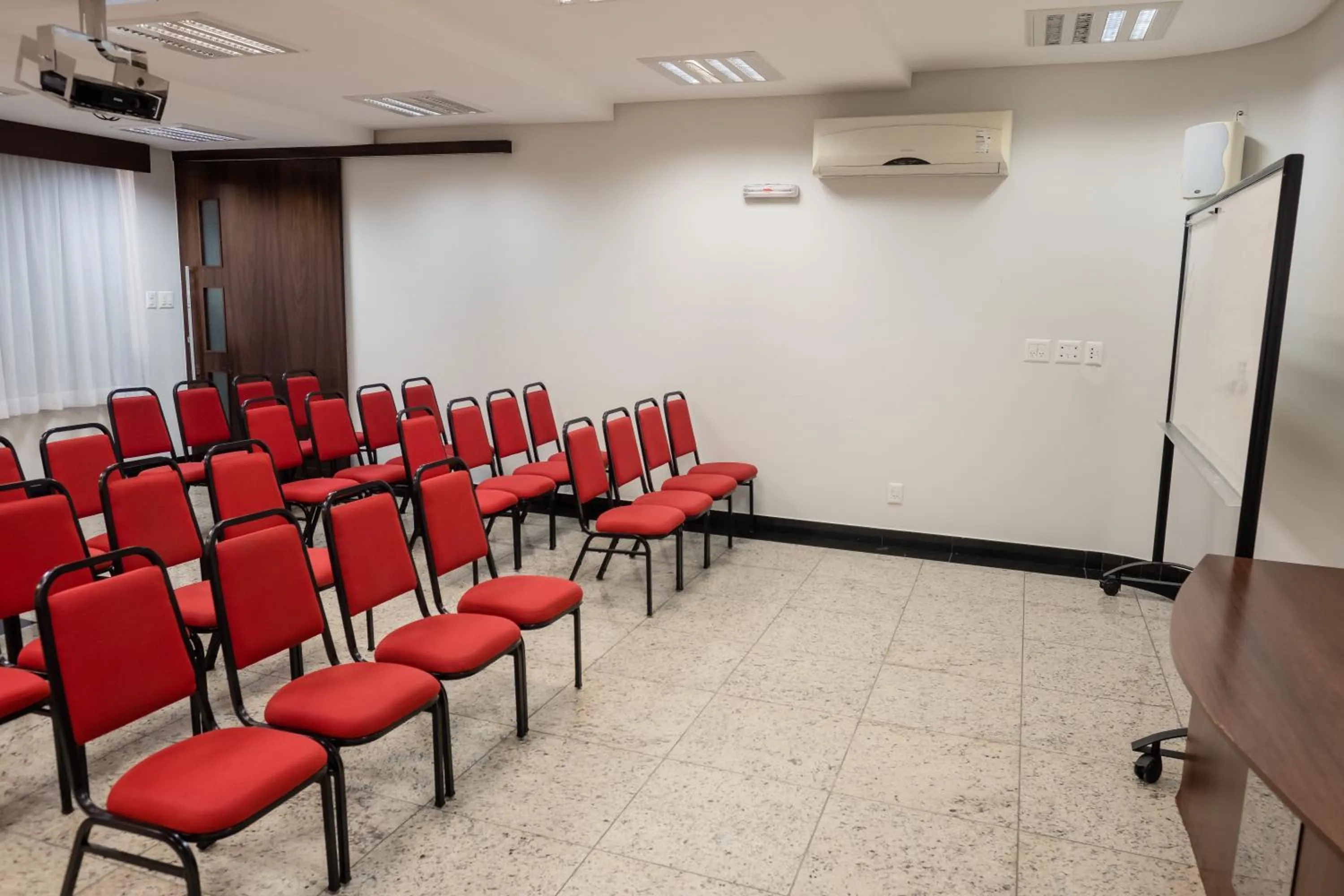Meeting/conference room in Ibituruna Center Hotel