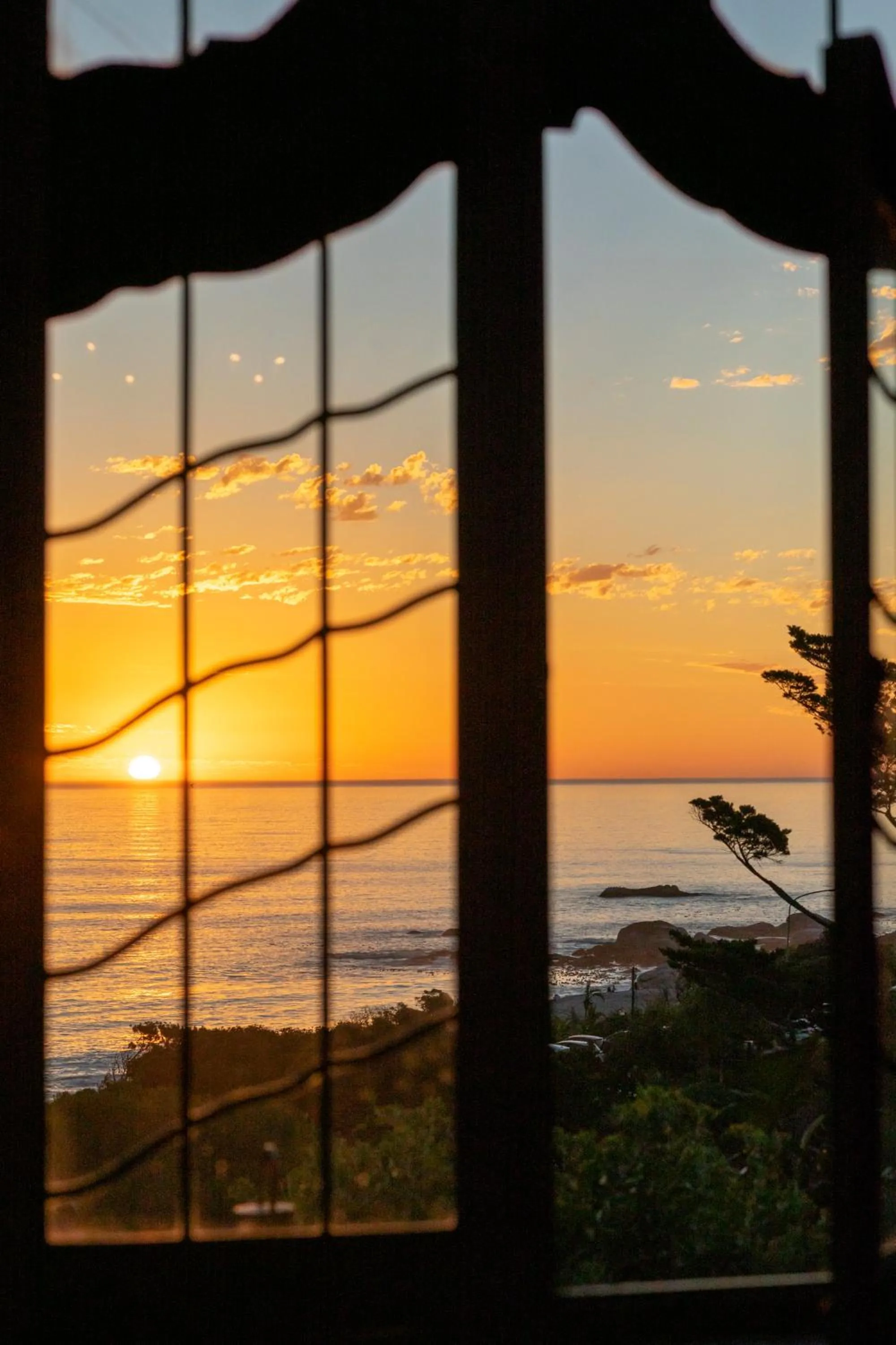 Day in Camps Bay Retreat Hotel