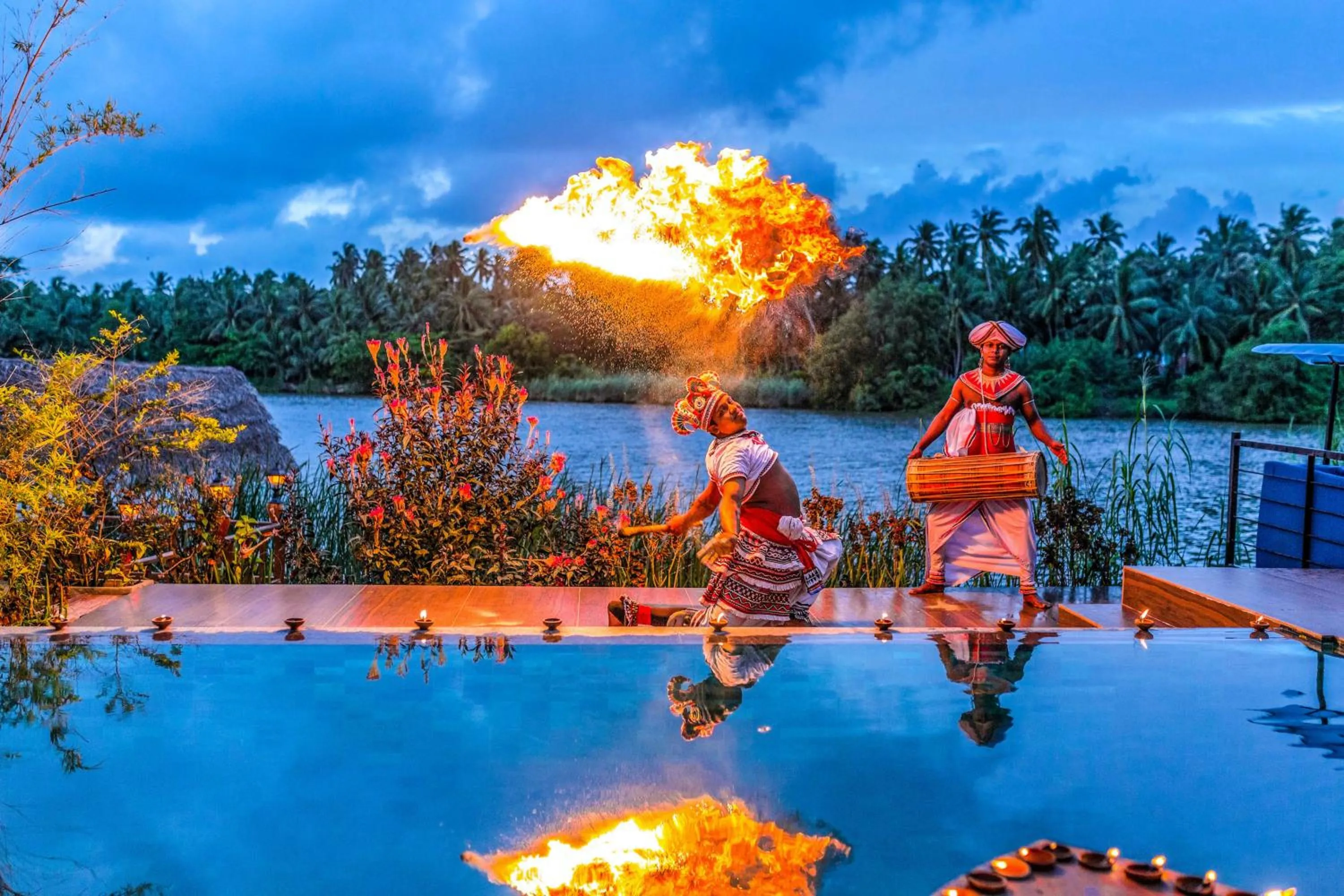 Pool view in Waterland