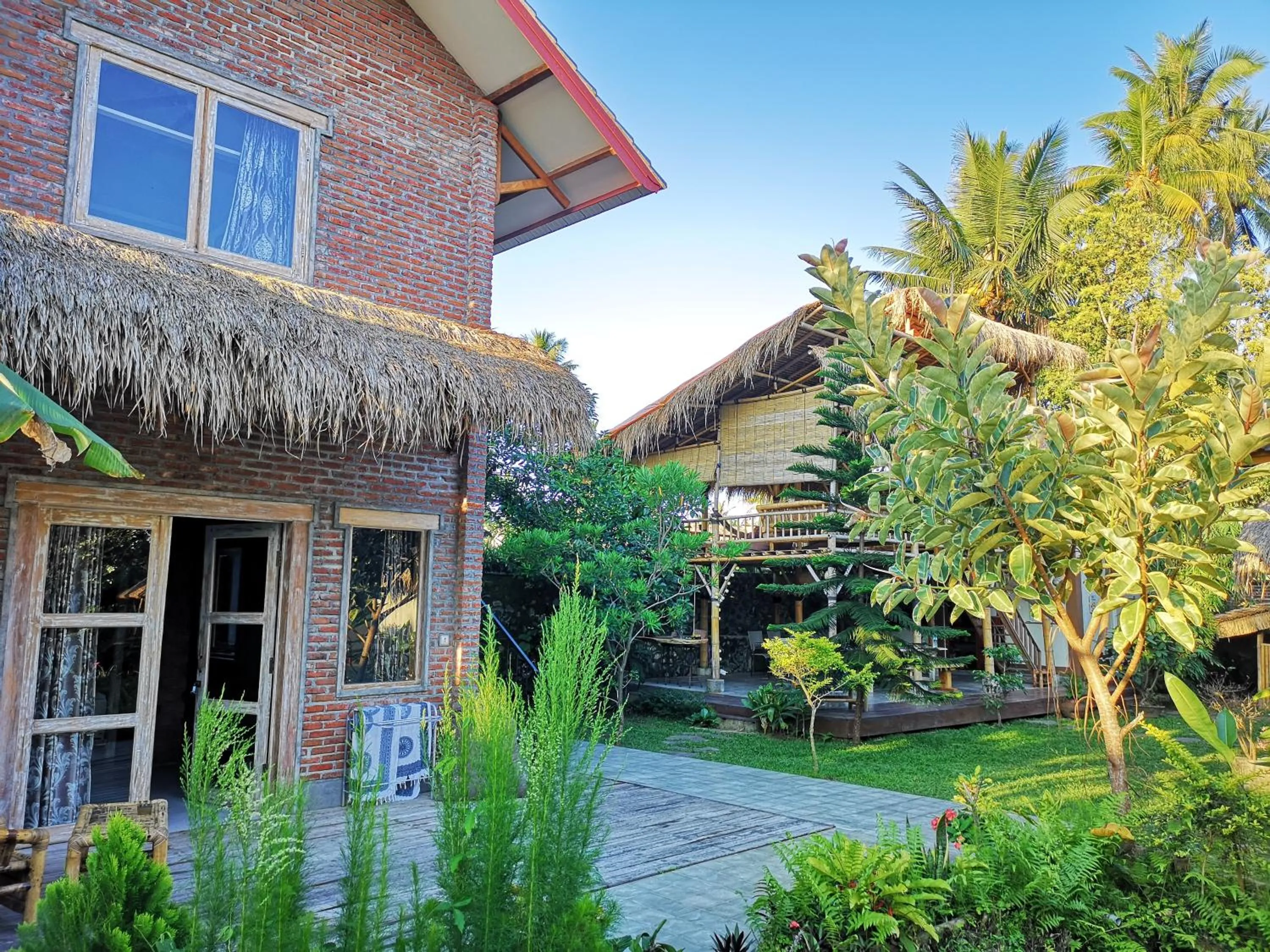 Property building in Les Rizieres Lombok