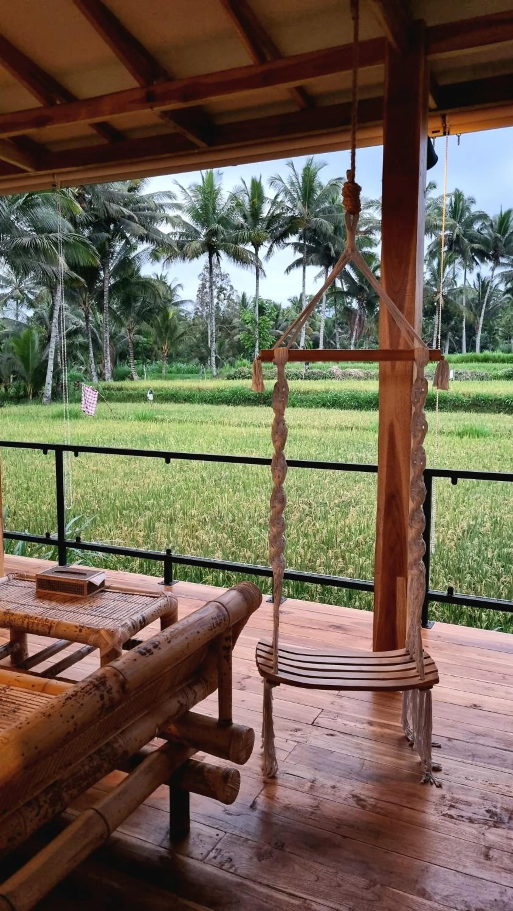 Restaurant/places to eat in Les Rizieres Lombok