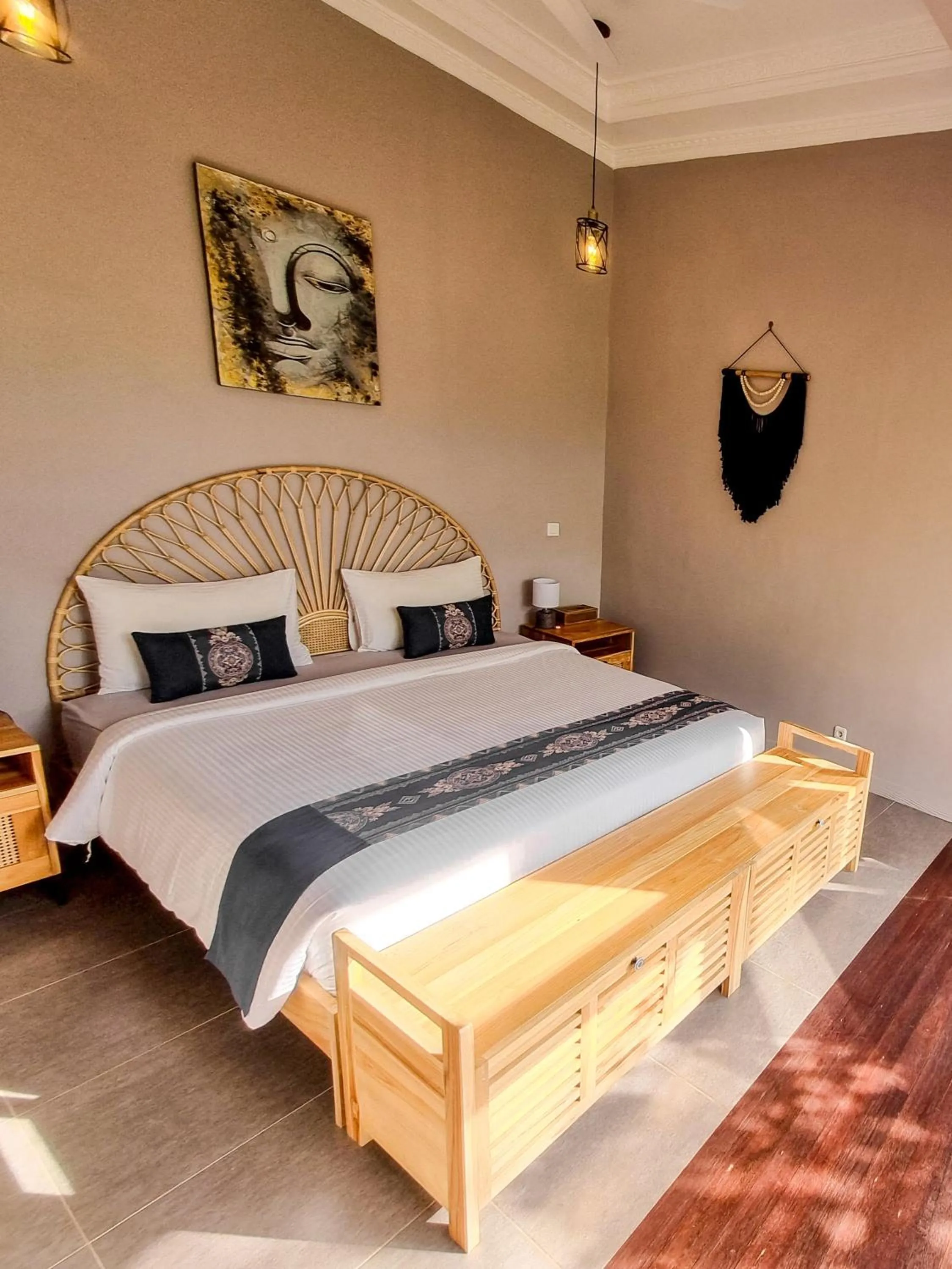 Photo of the whole room, Bed in Les Rizieres Lombok