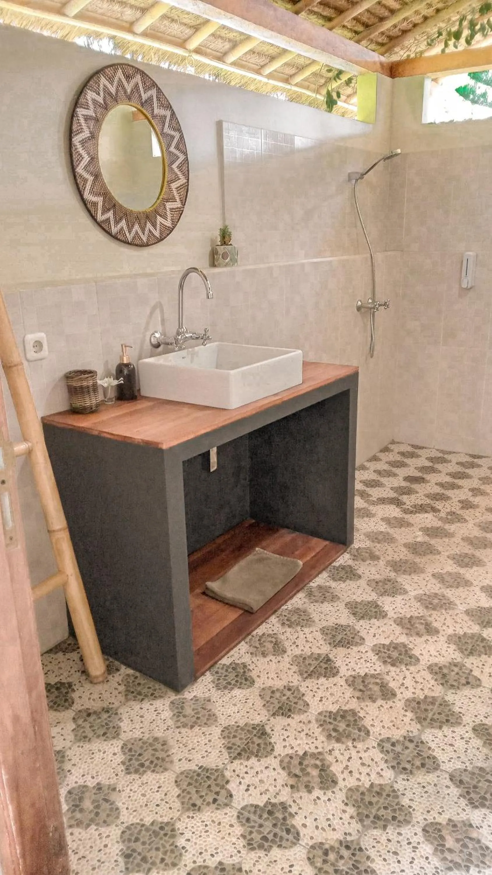 Bathroom in Les Rizieres Lombok