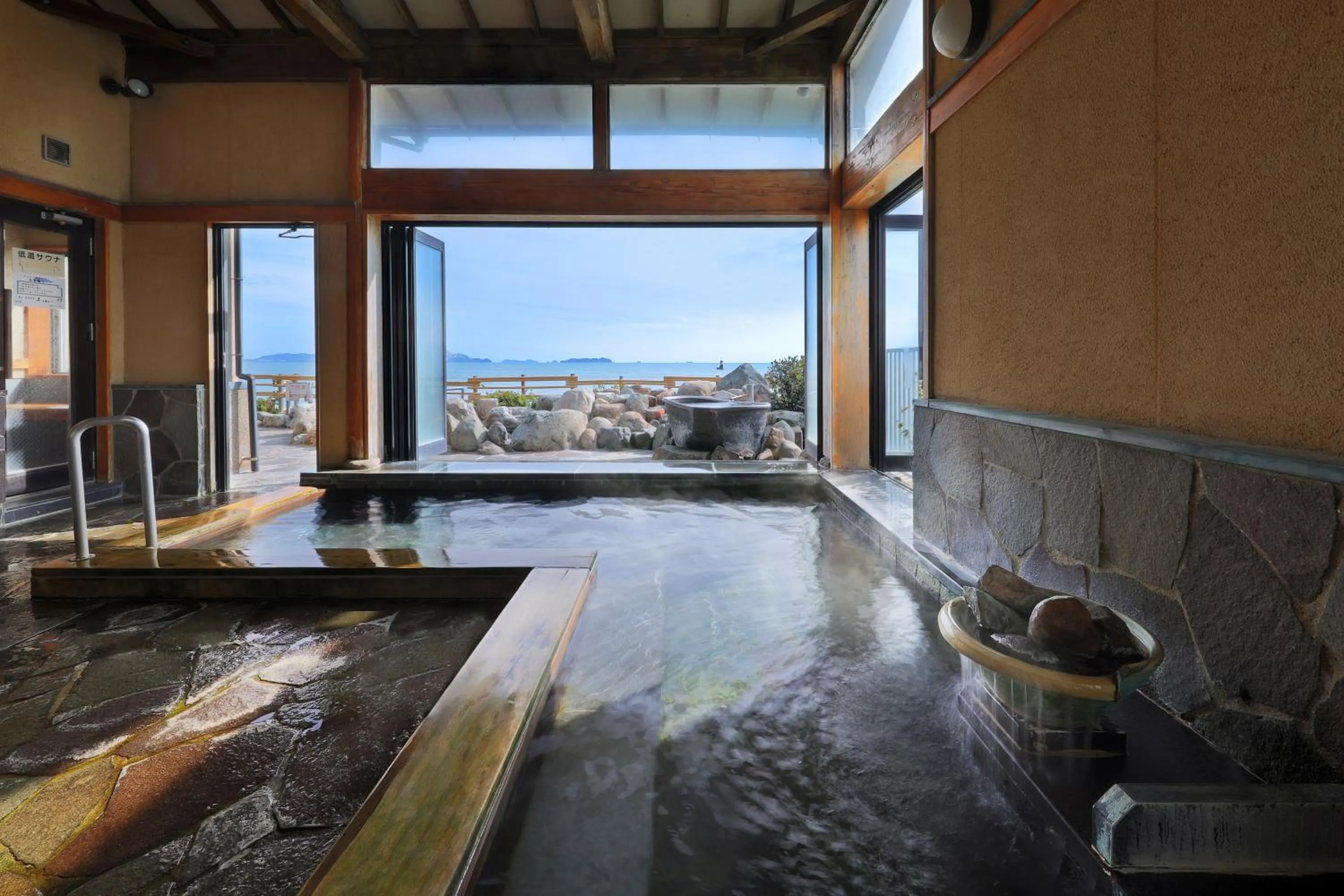 Open Air Bath in Ako Onsen Shokichi