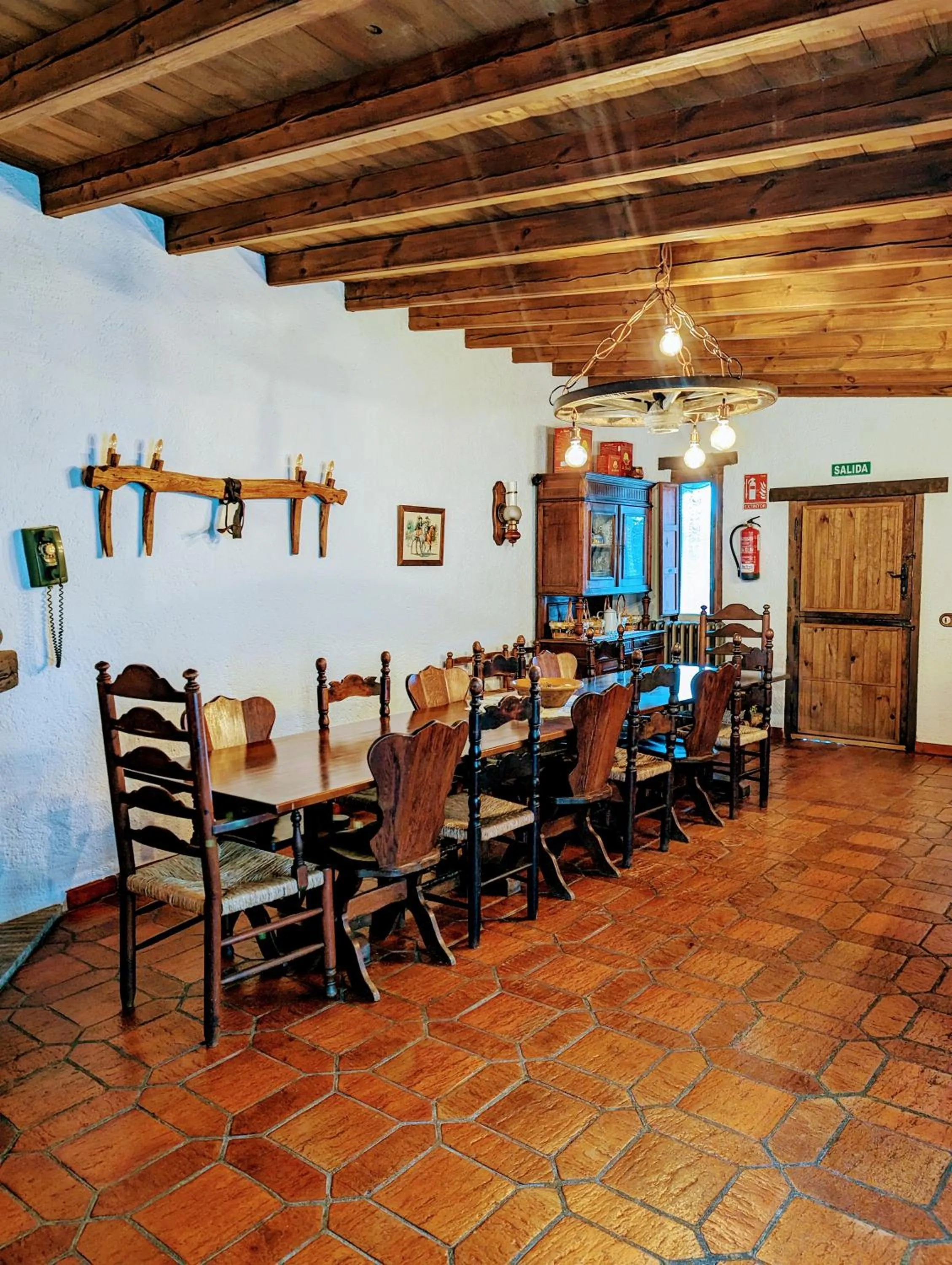 Communal kitchen in Casa El Descanso Del Peregrino