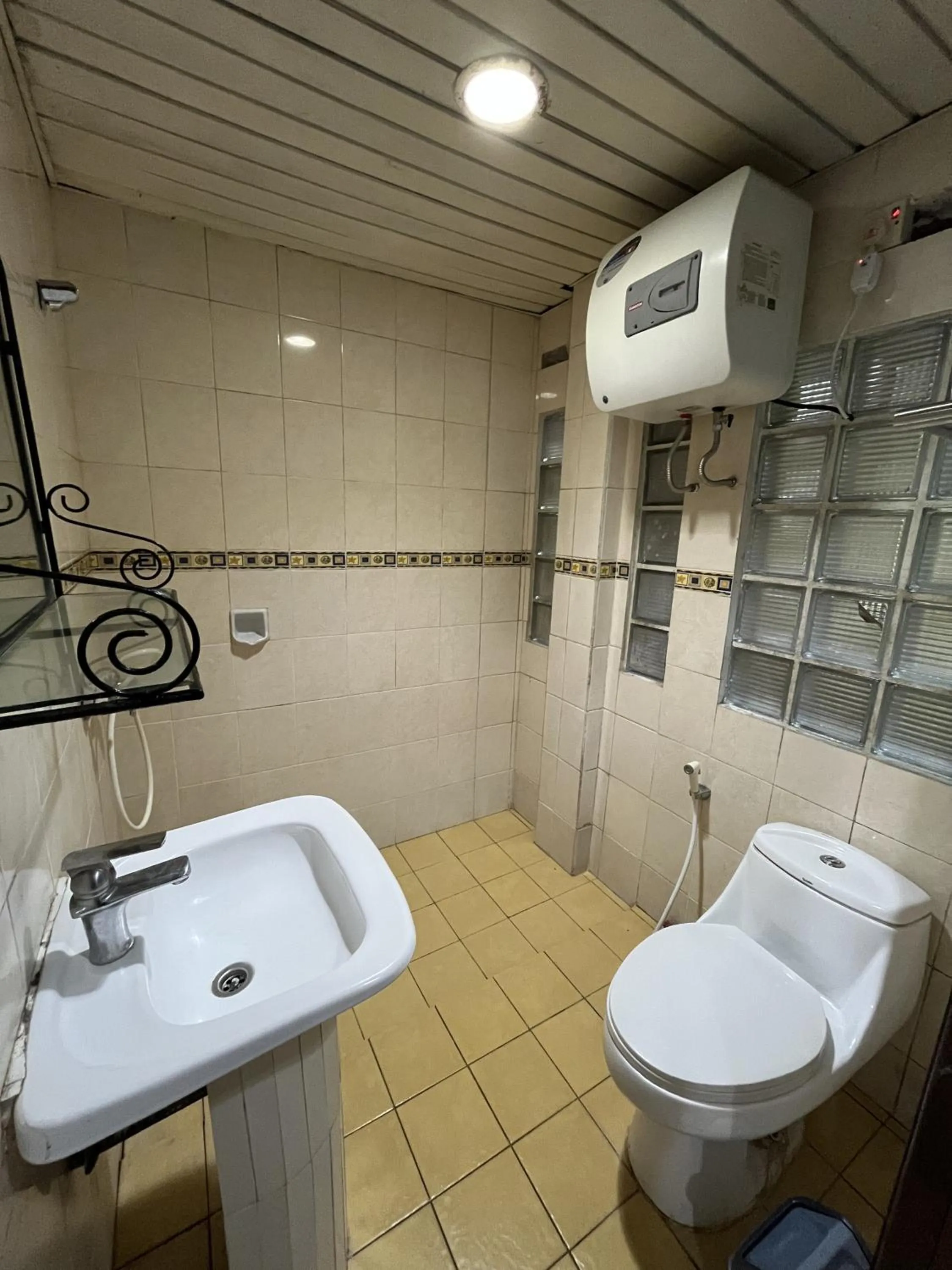 The Pinewood Lodge and Organic Farm