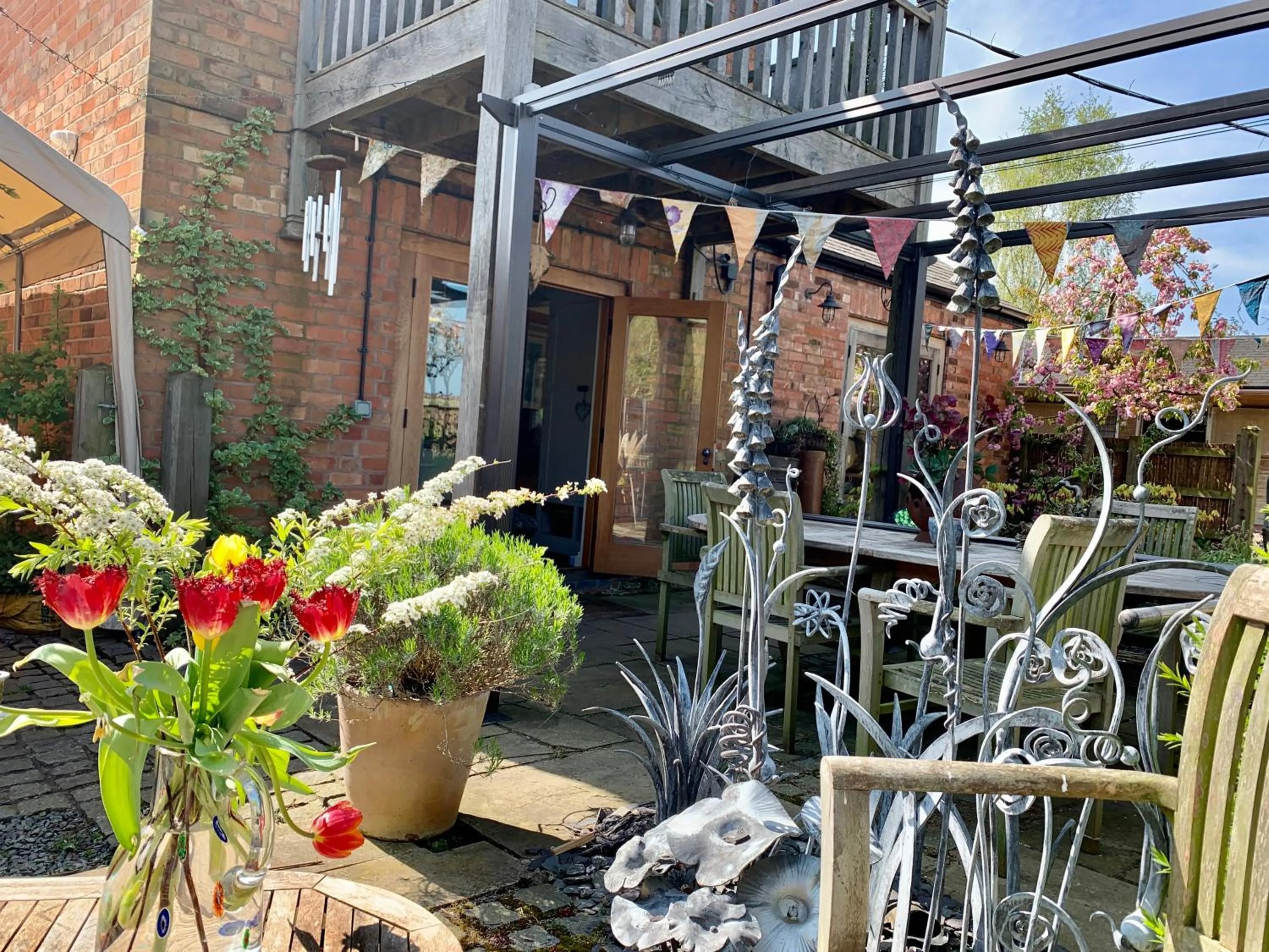 Patio in Bybrook Barn Bed & Breakfast