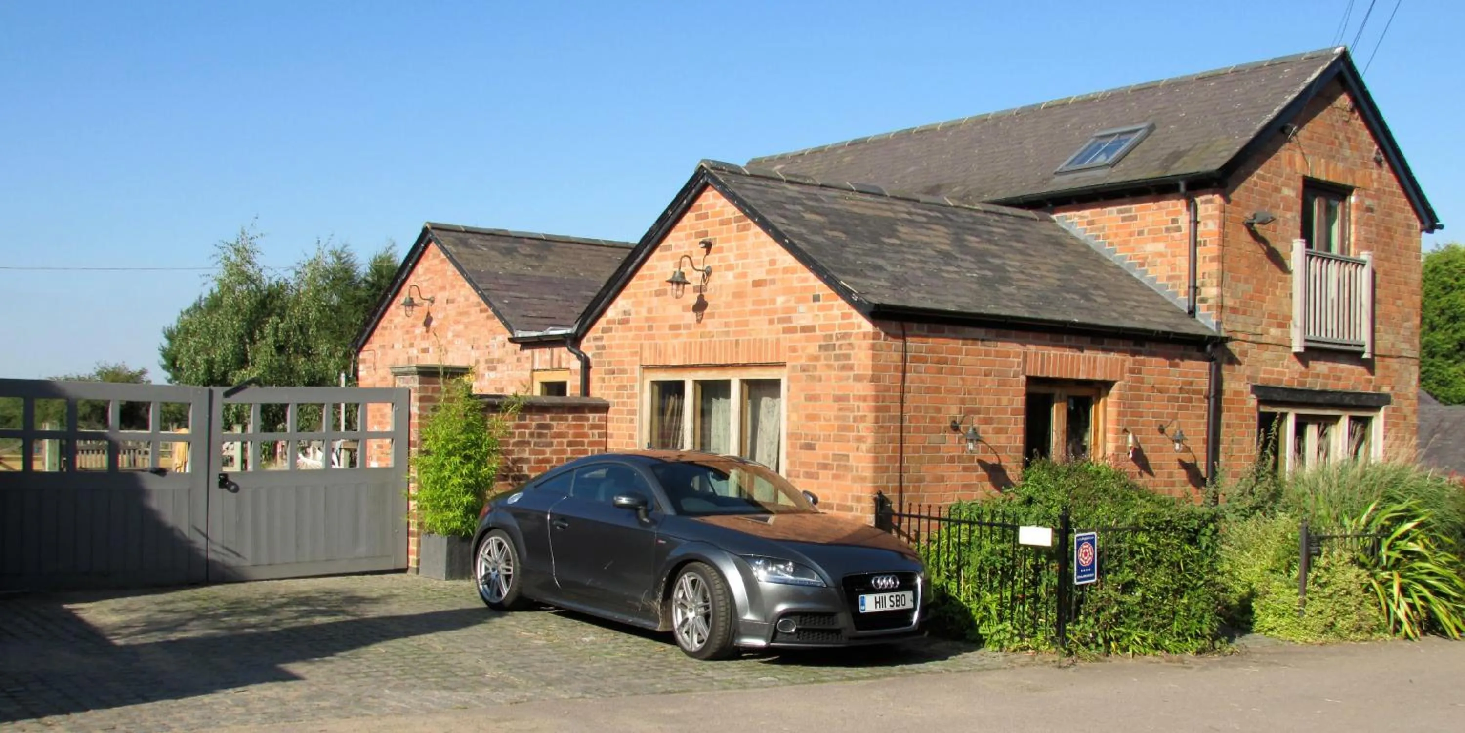 Facade/entrance in Bybrook Barn Bed & Breakfast