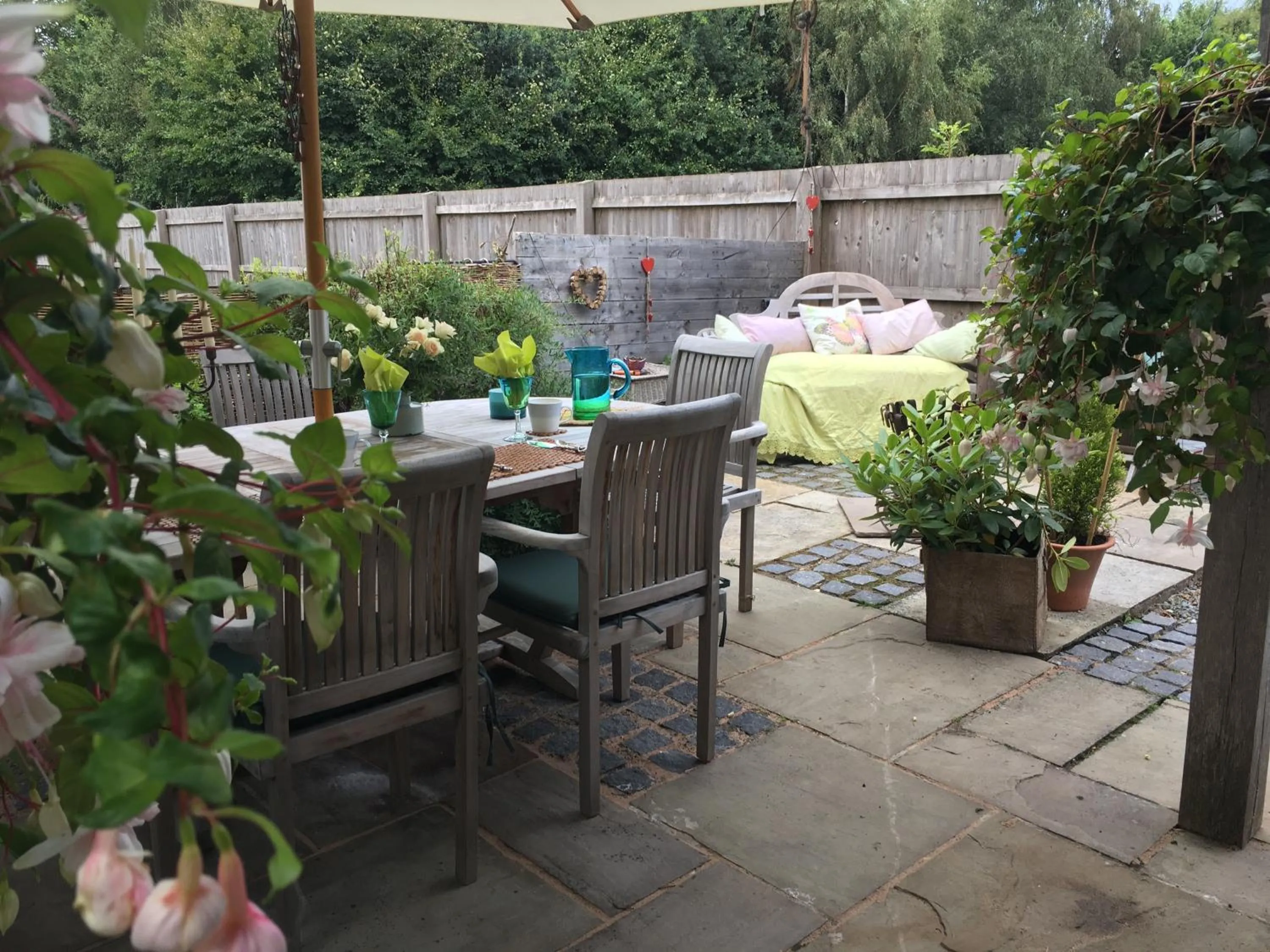 Patio in Bybrook Barn Bed & Breakfast