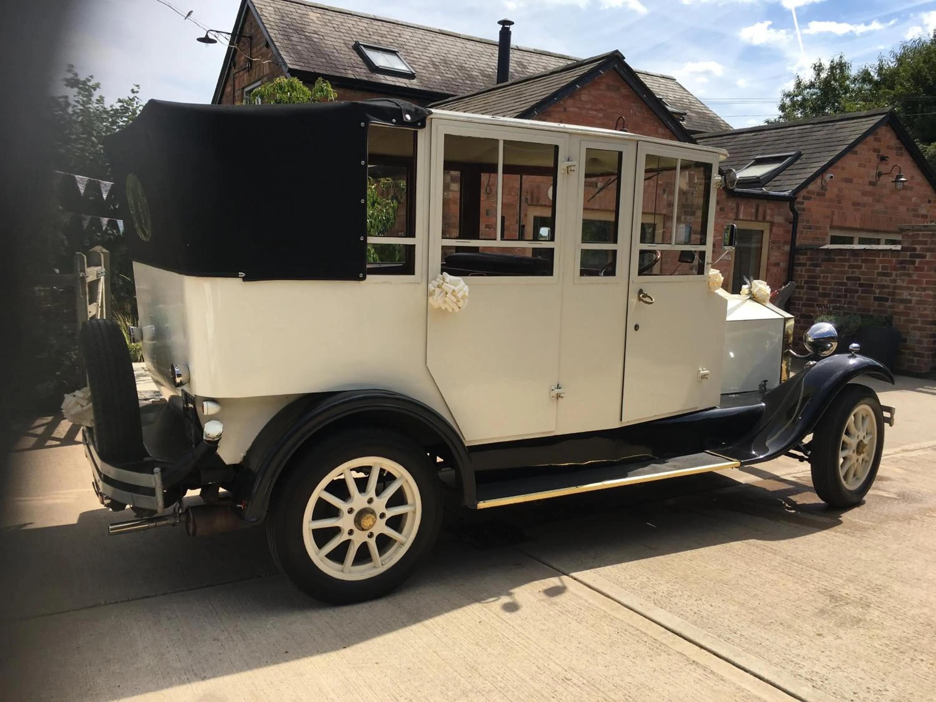 Property building in Bybrook Barn Bed & Breakfast