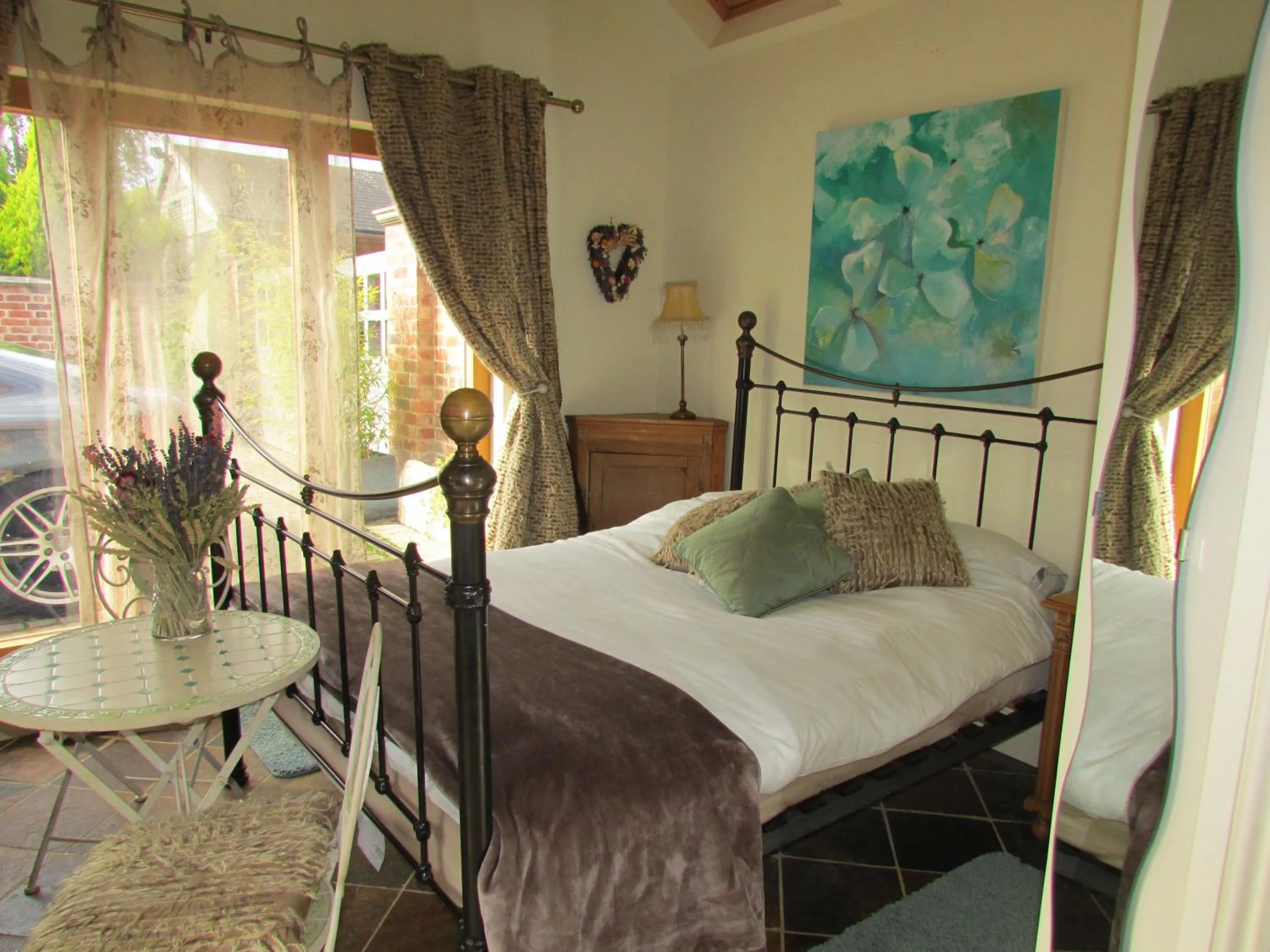 Photo of the whole room, Bed in Bybrook Barn Bed & Breakfast