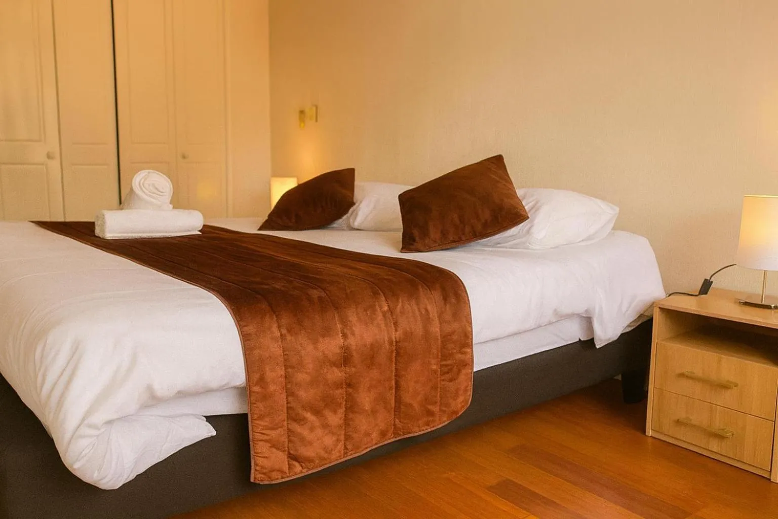 Bed in Apartamentos Costanera Centre