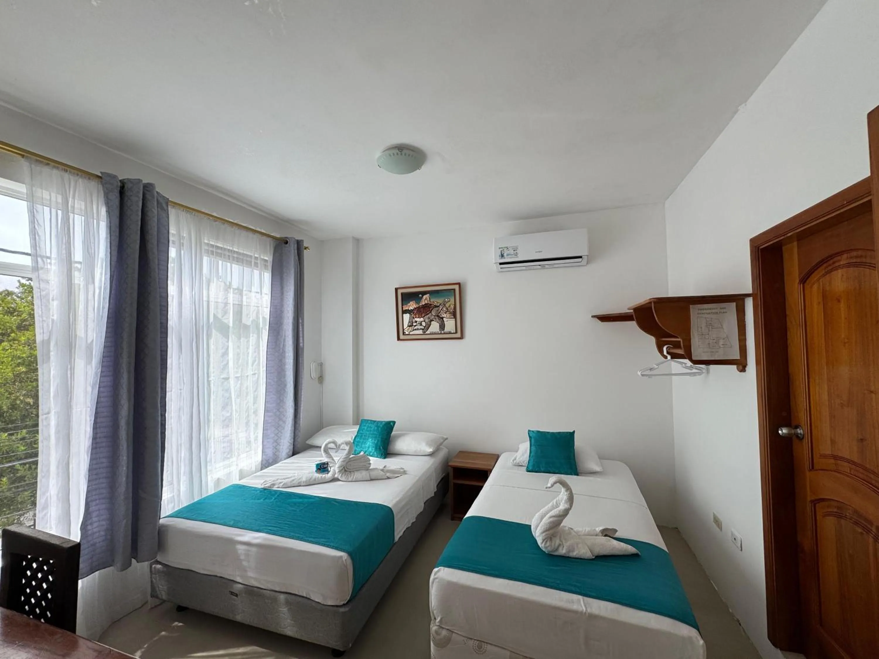 Photo of the whole room, Bed in El Rincón de George