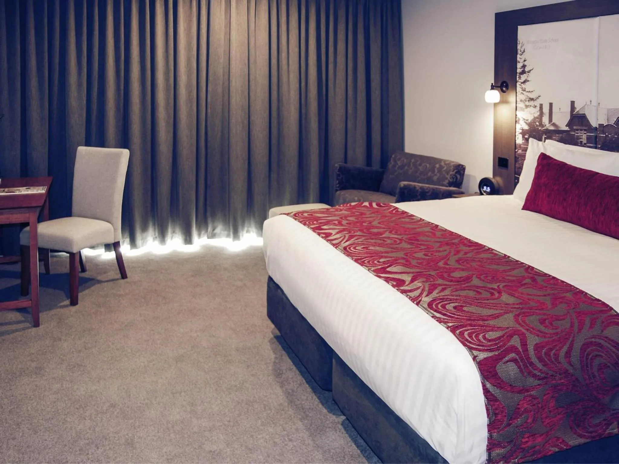Bedroom, Bed in Mercure Warragul