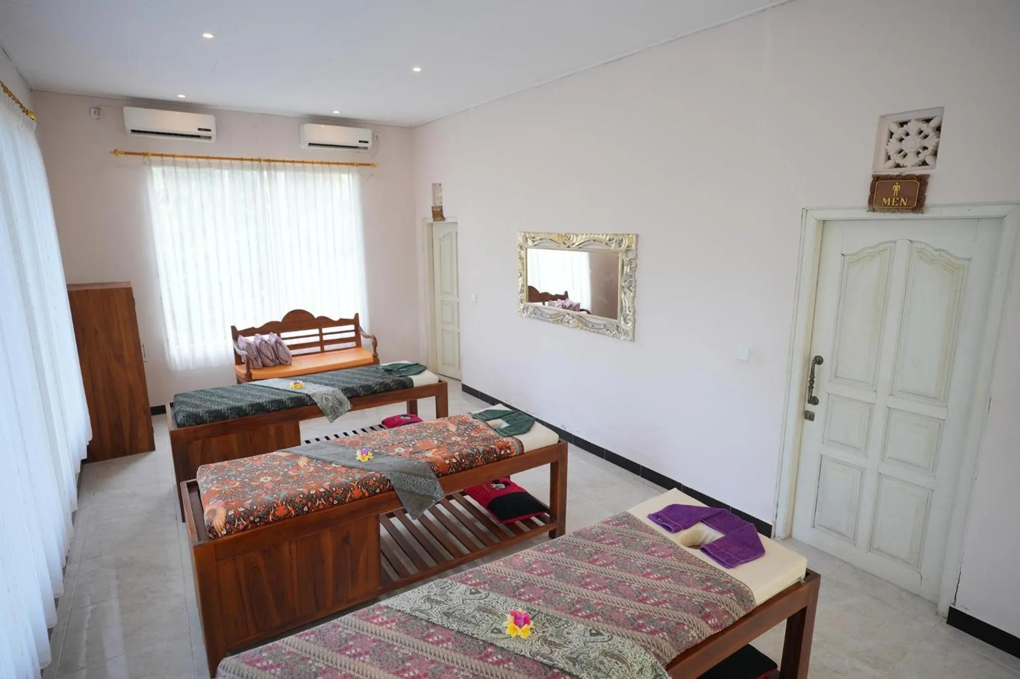 Property building, Bed in Coco Resort Penida