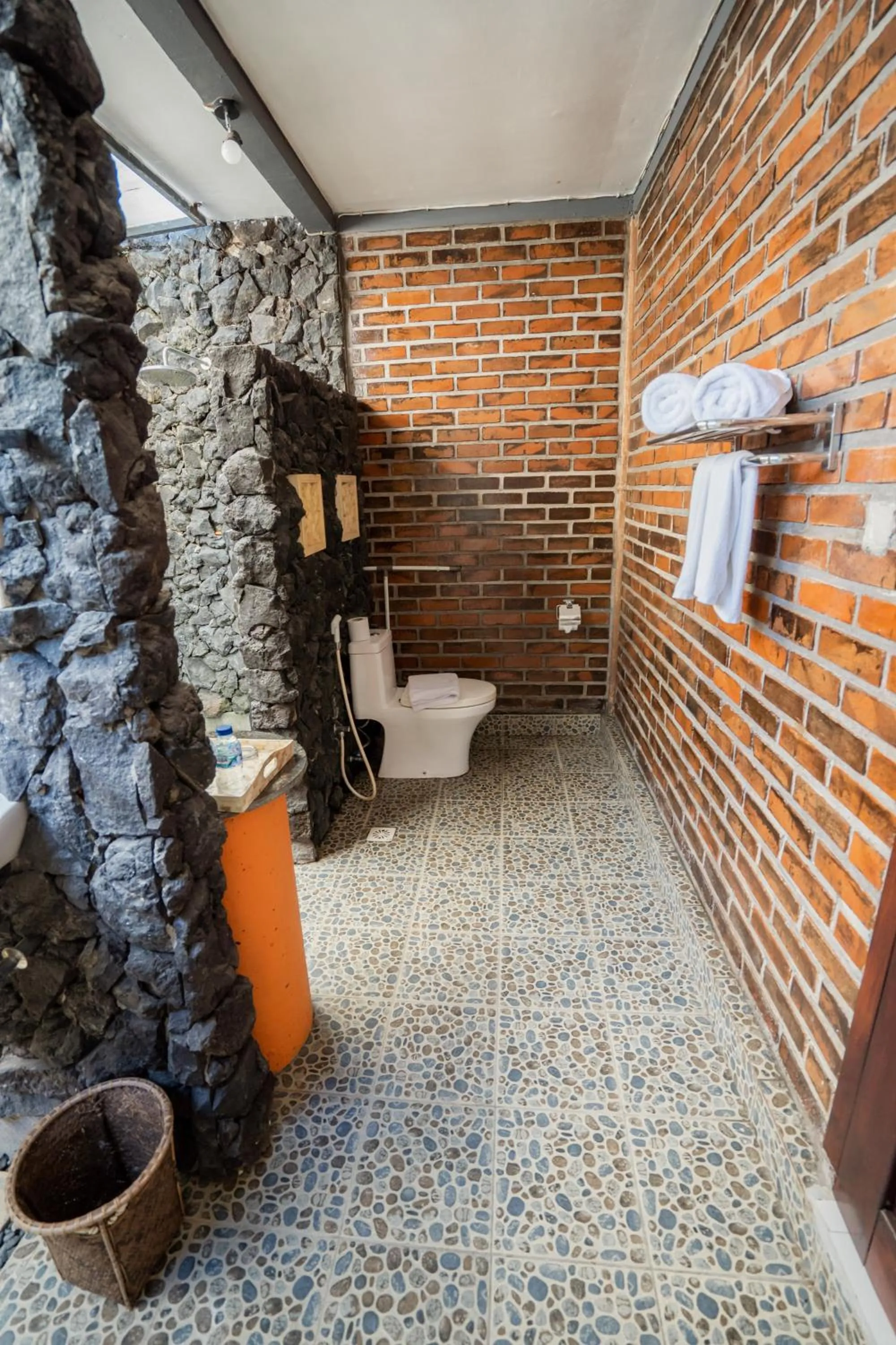 Shower in Astana Swaha Villa