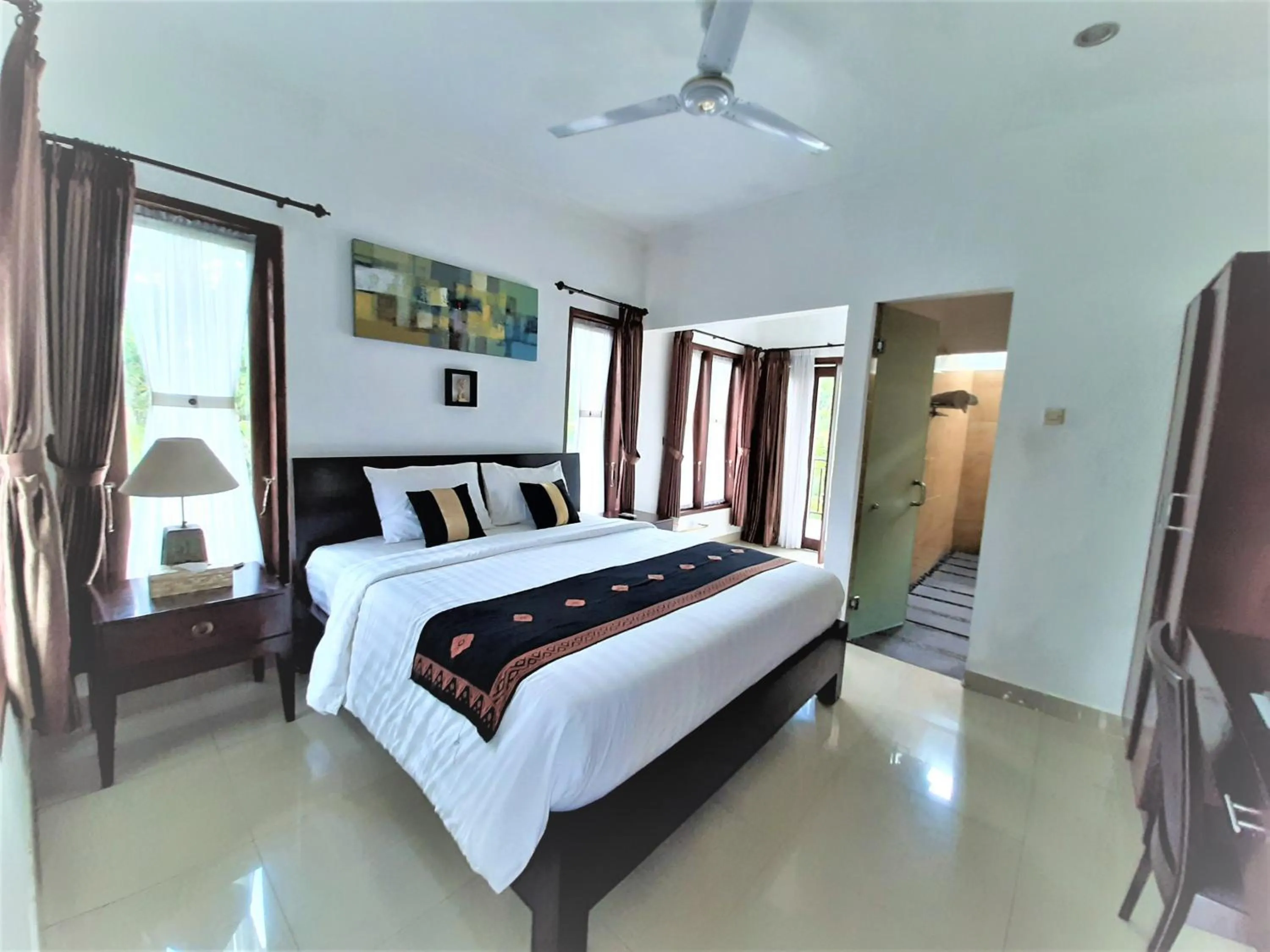 Photo of the whole room, Bed in Astana Swaha Villa