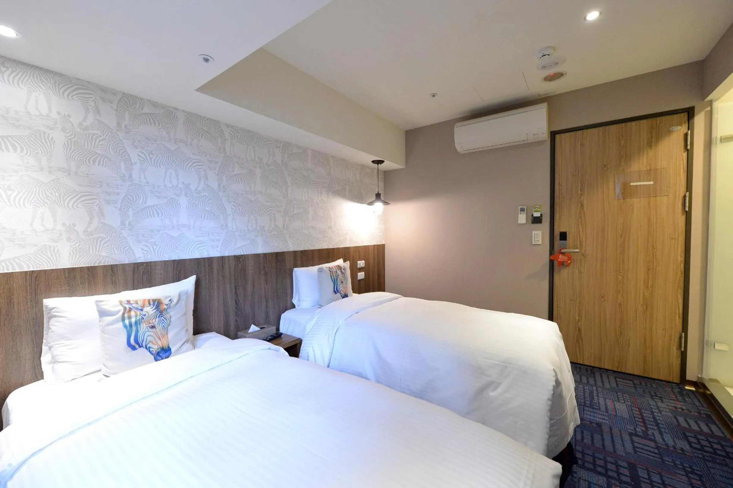 Photo of the whole room, Bed in Ark Hotel - Changan Fuxing方舟商業股份有限公司