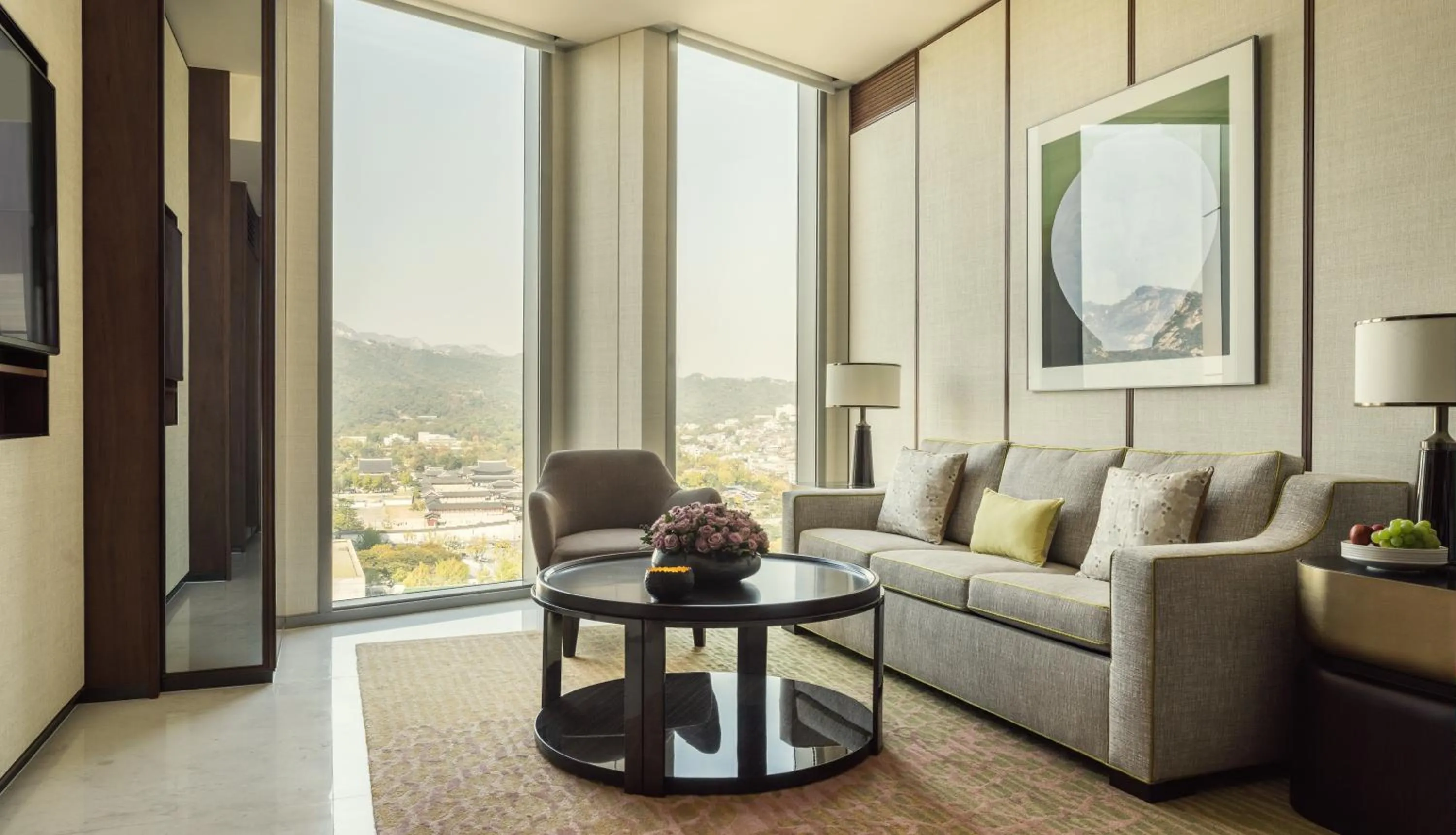 Day in Four Seasons Hotel Seoul