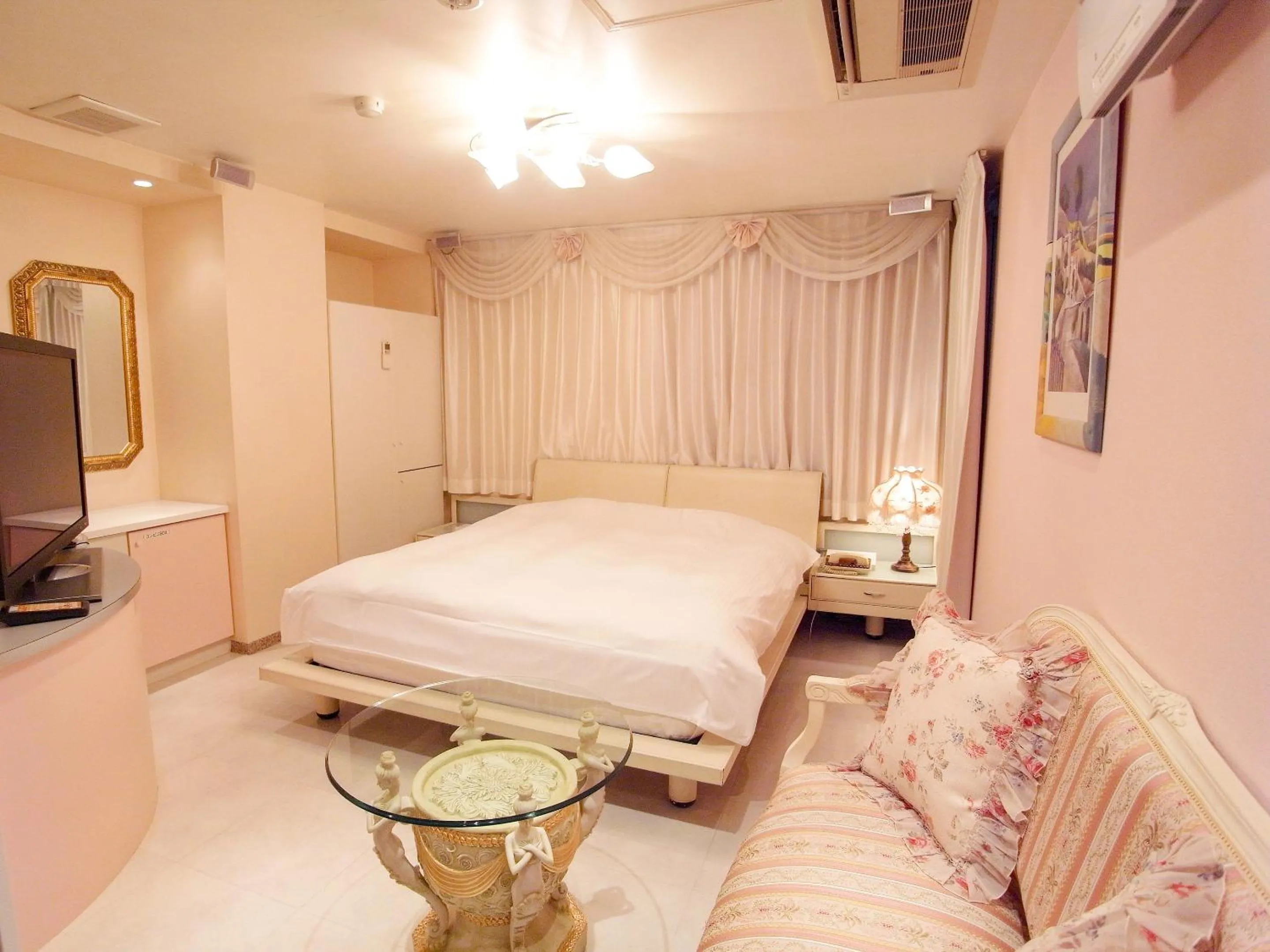 Bed in V Hotel (Adult Only)