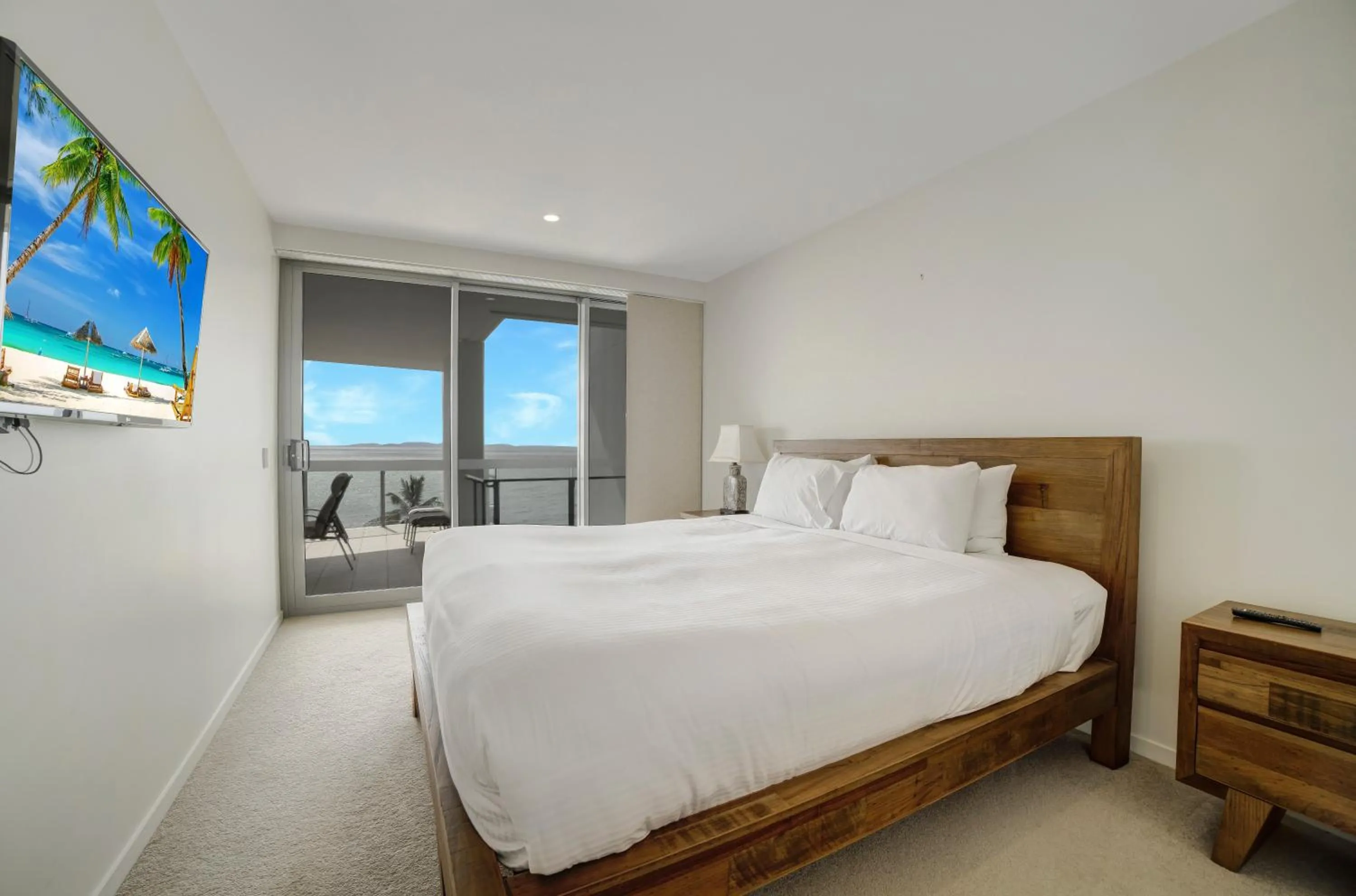 Bedroom, Bed in Salt Yeppoon