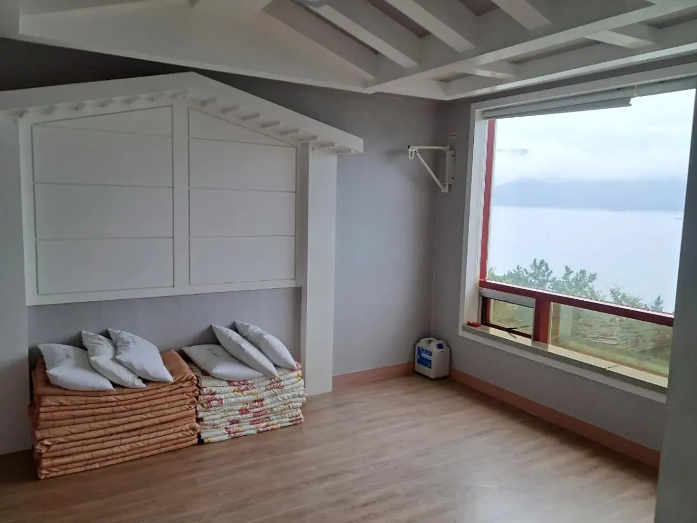 Family Studio in Namhae Beach Hotel Family Studio in Namhae Beach Hotel