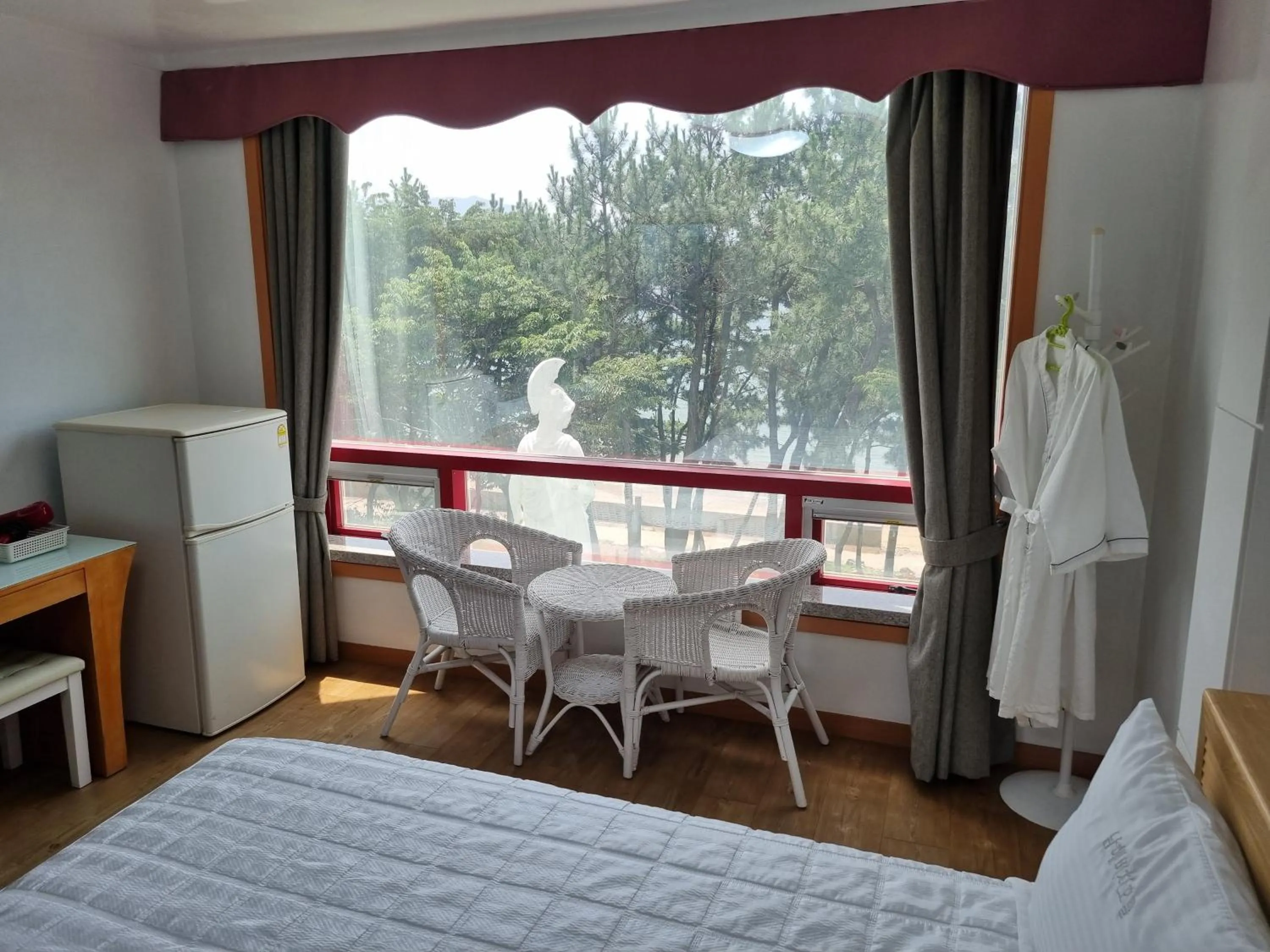 Bed in Namhae Beach Hotel