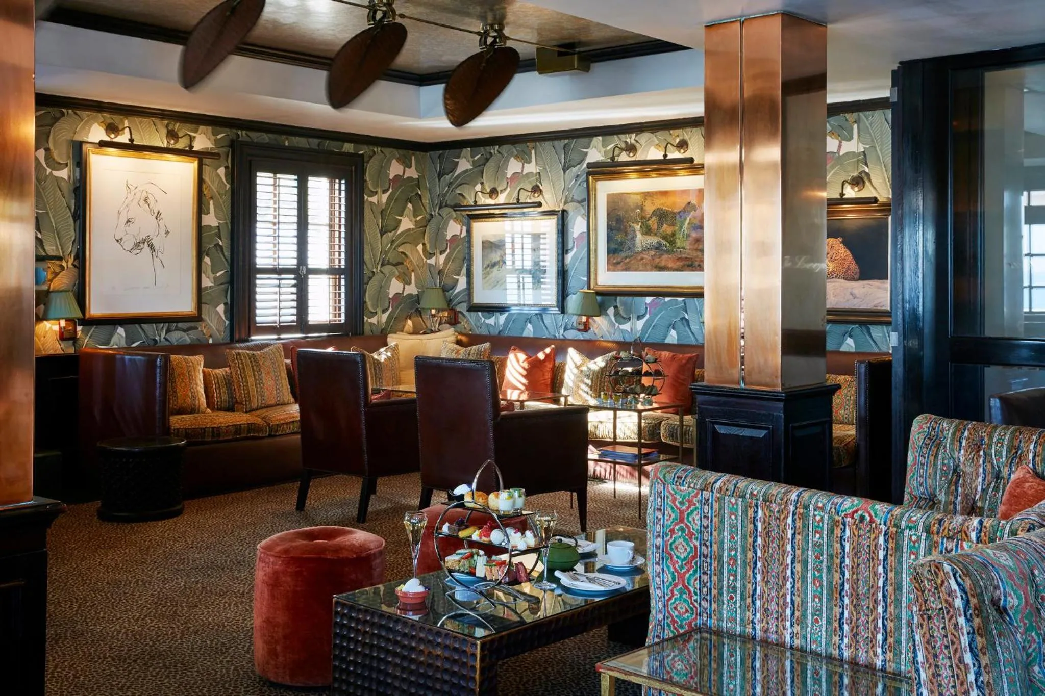 Restaurant/places to eat in Twelve Apostles Hotel & Spa