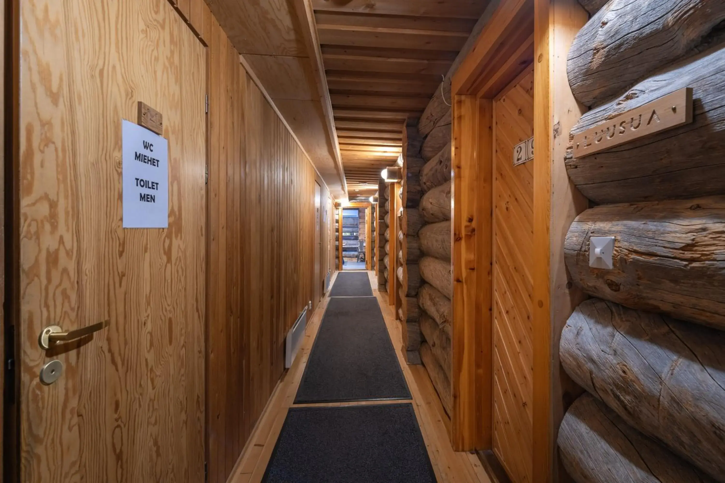 Economy Twin Room with Shared Bathroom in Kuukkeli Log Houses Porakka Inn Economy Twin Room with Shared Bathroom in Kuukkeli Log Houses Porakka Inn