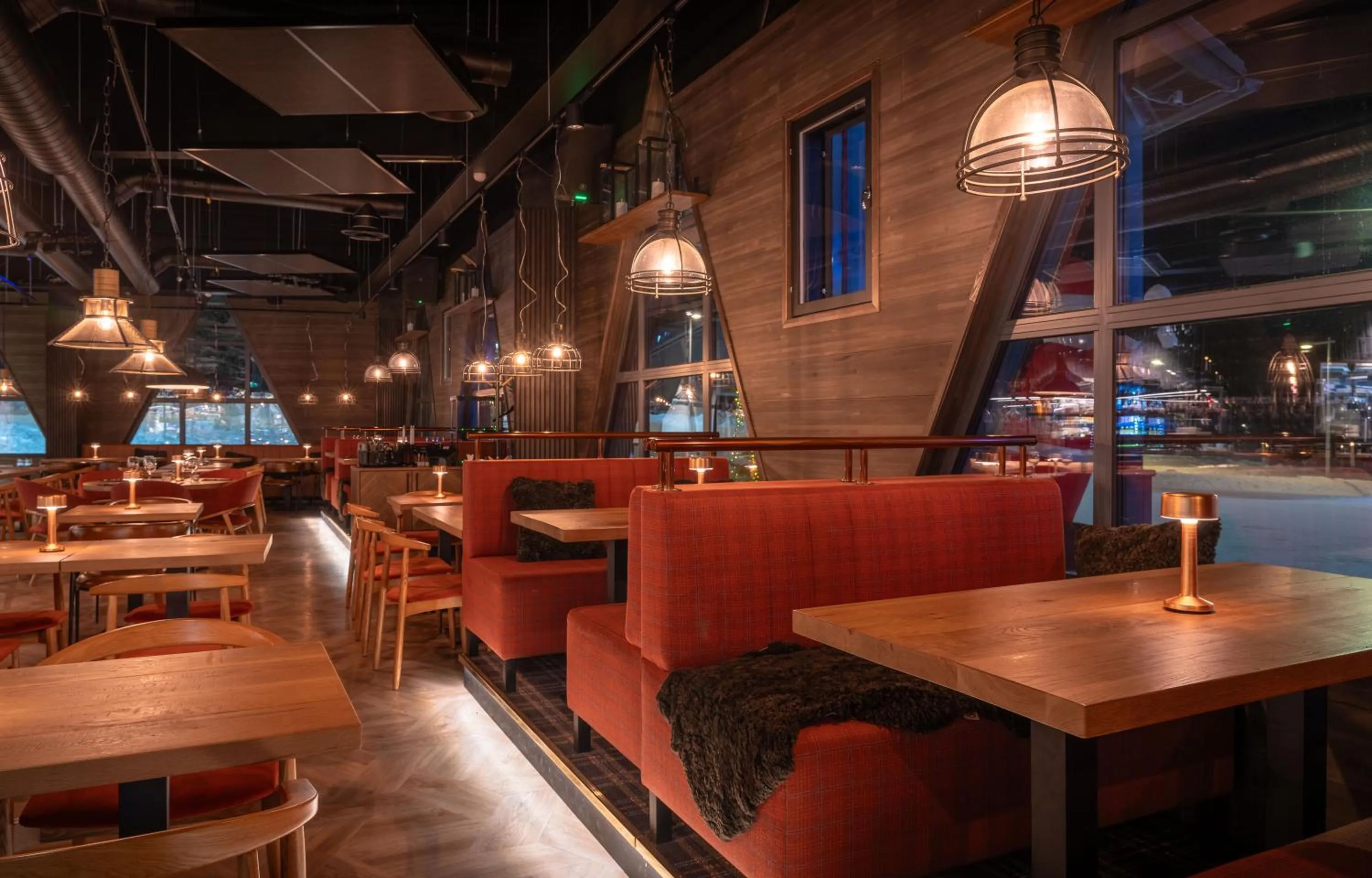 Kuukkeli Log Houses Porakka Inn