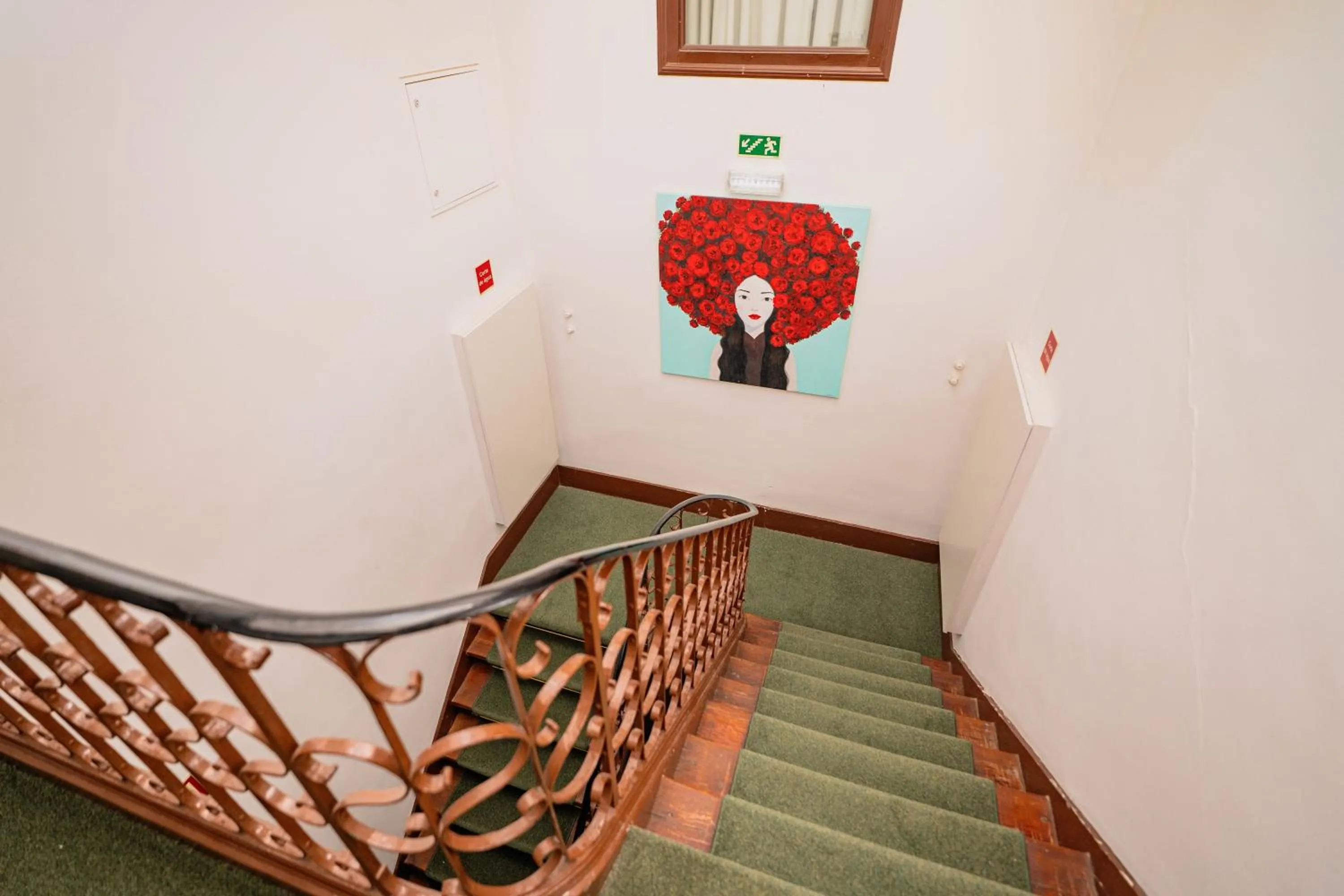 Area and facilities in Casa do Jasmim by Shiadu