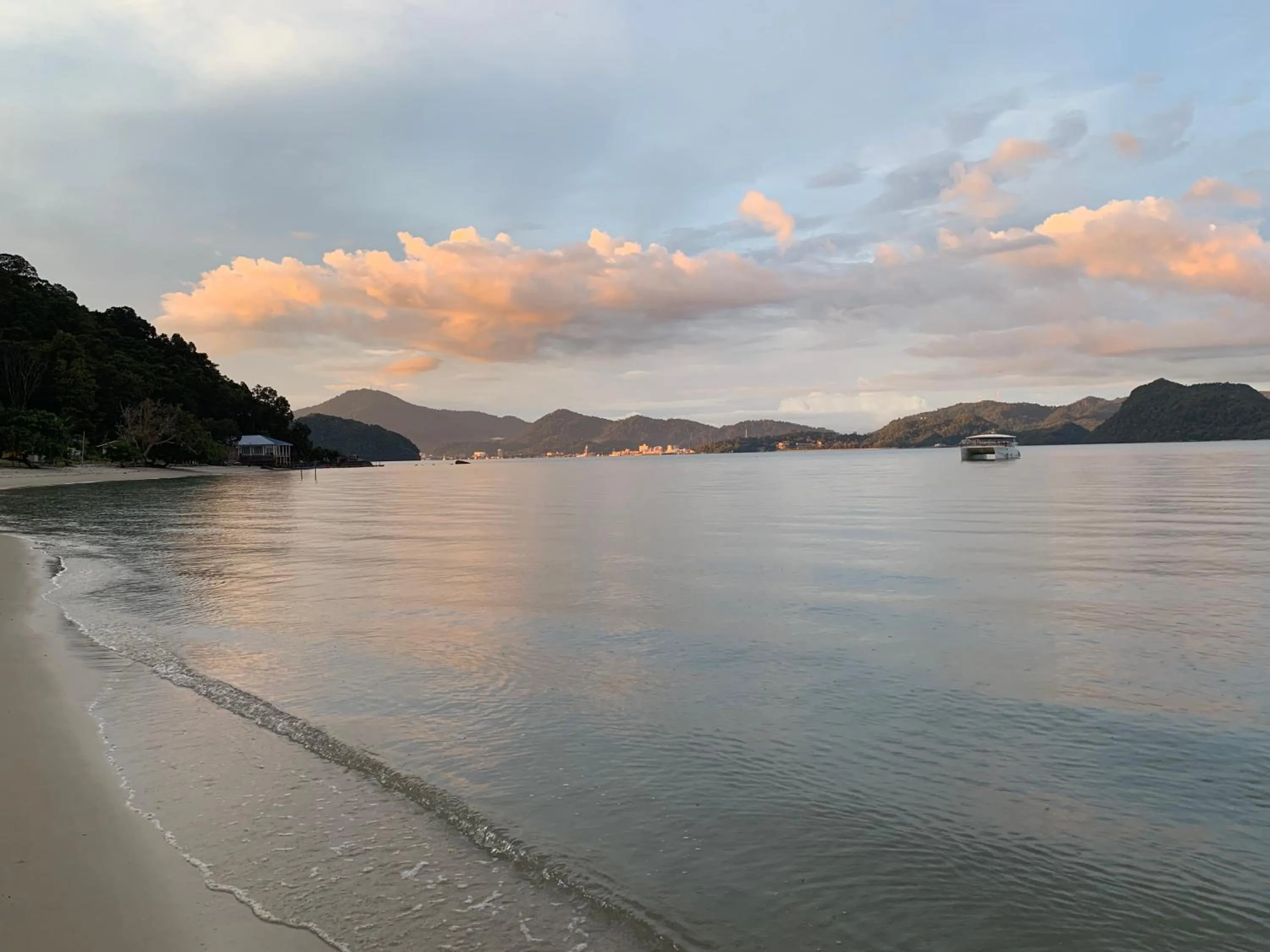 Sea view in Wild Pasir Panjang