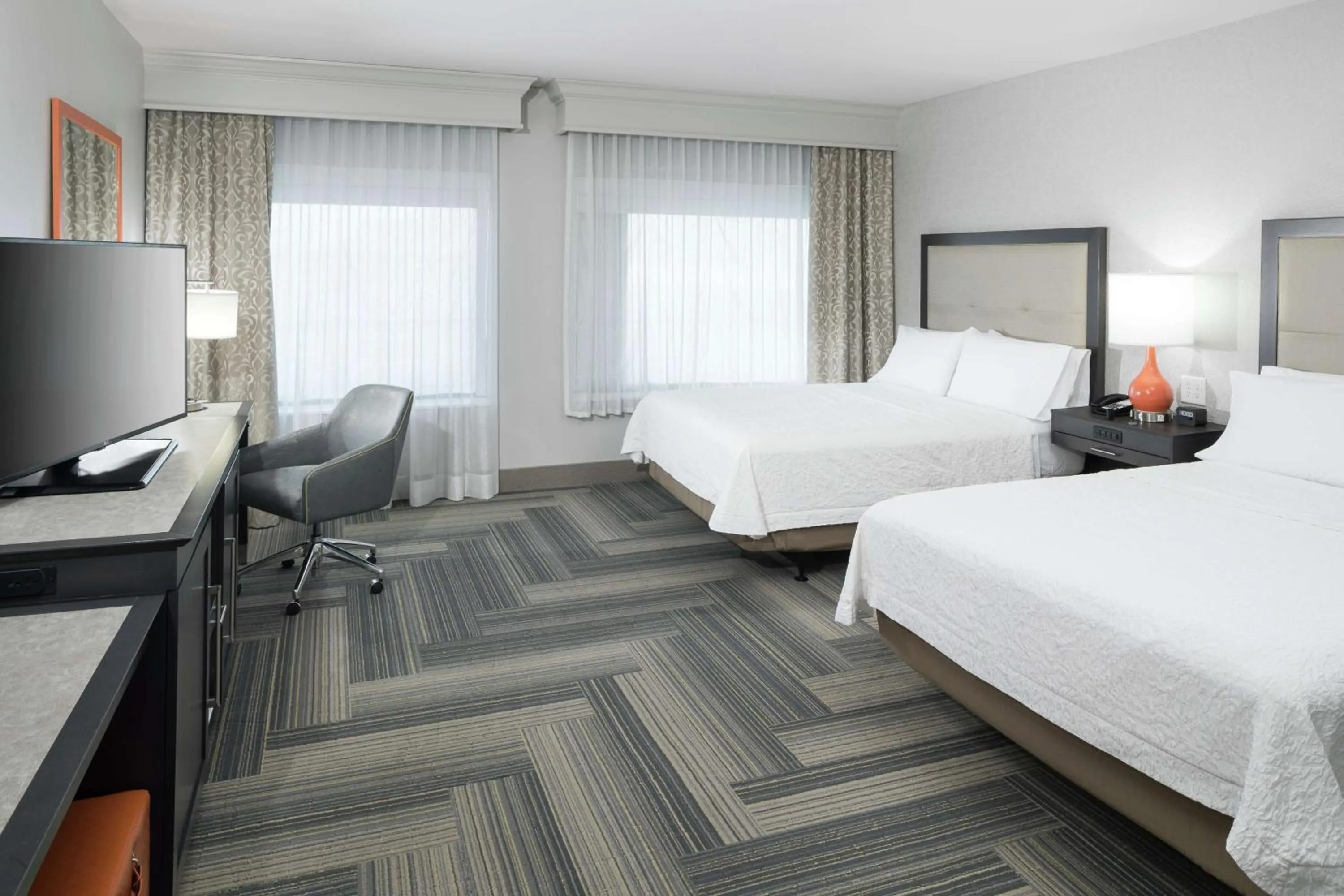 Bedroom, Bed in Hampton Inn & Suites by Hilton Atlanta Perimeter Dunwoody